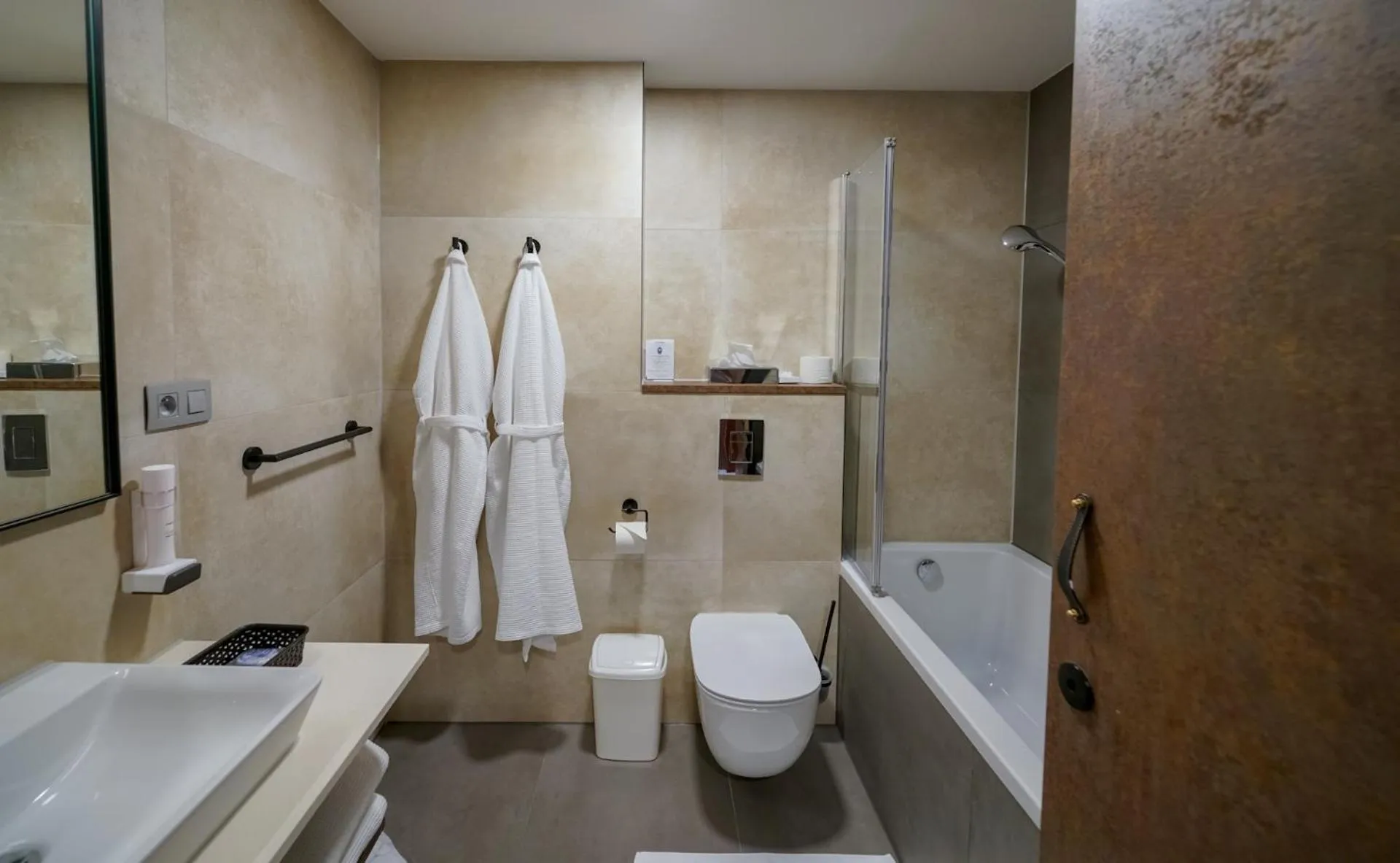 Toilet in Grand Hotel BELLEVUE