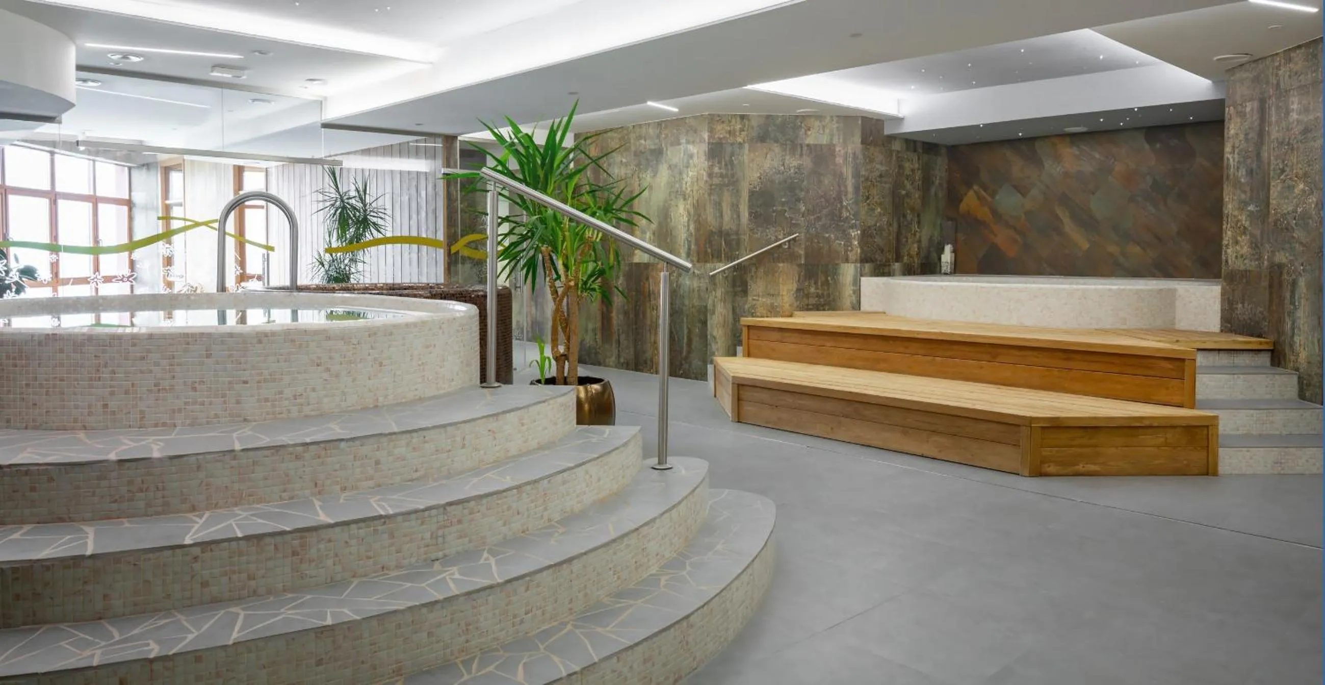 Day in Grand Hotel BELLEVUE