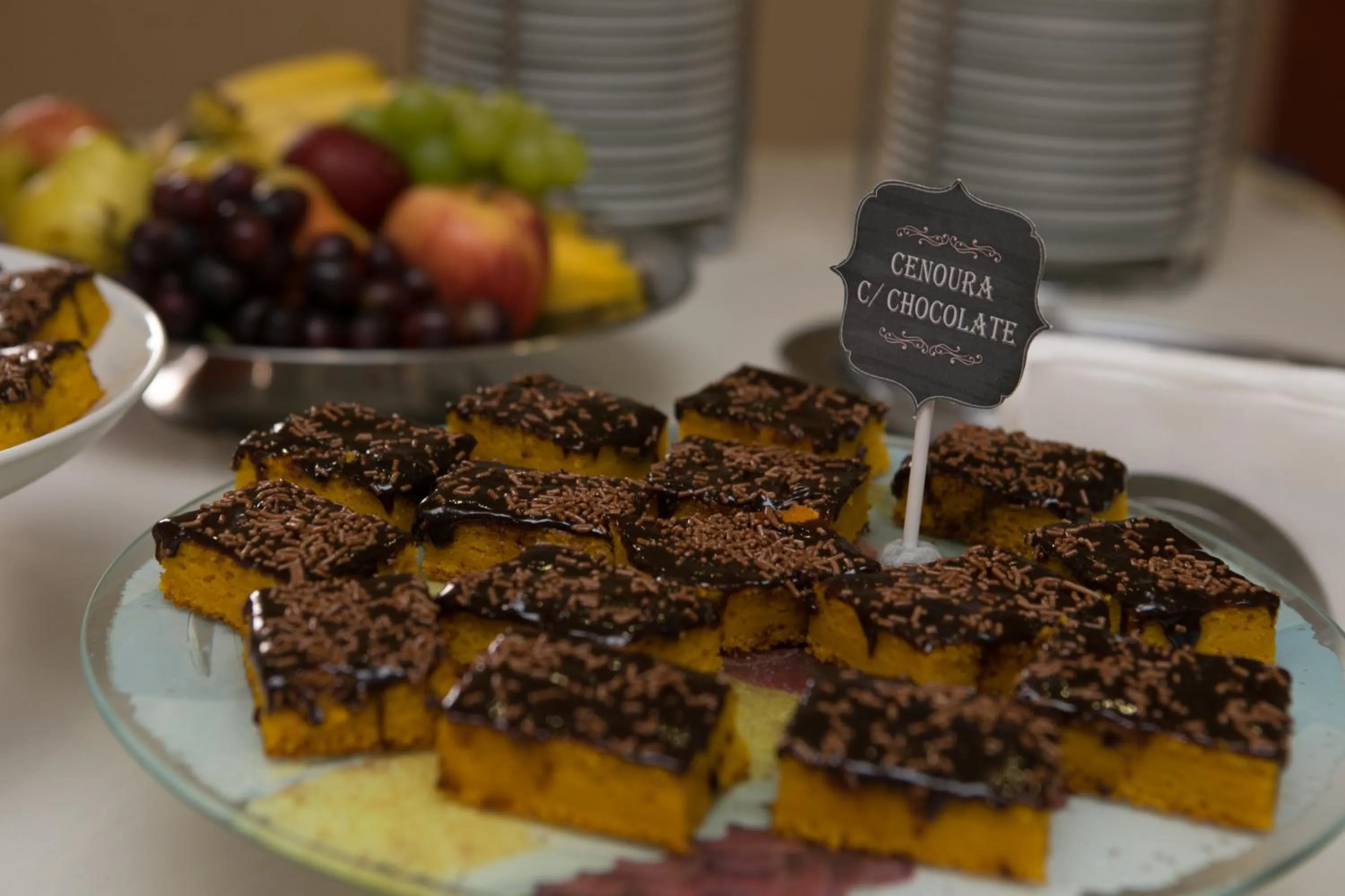 Continental breakfast in Hotel Minas Tower Leopoldina By Samba