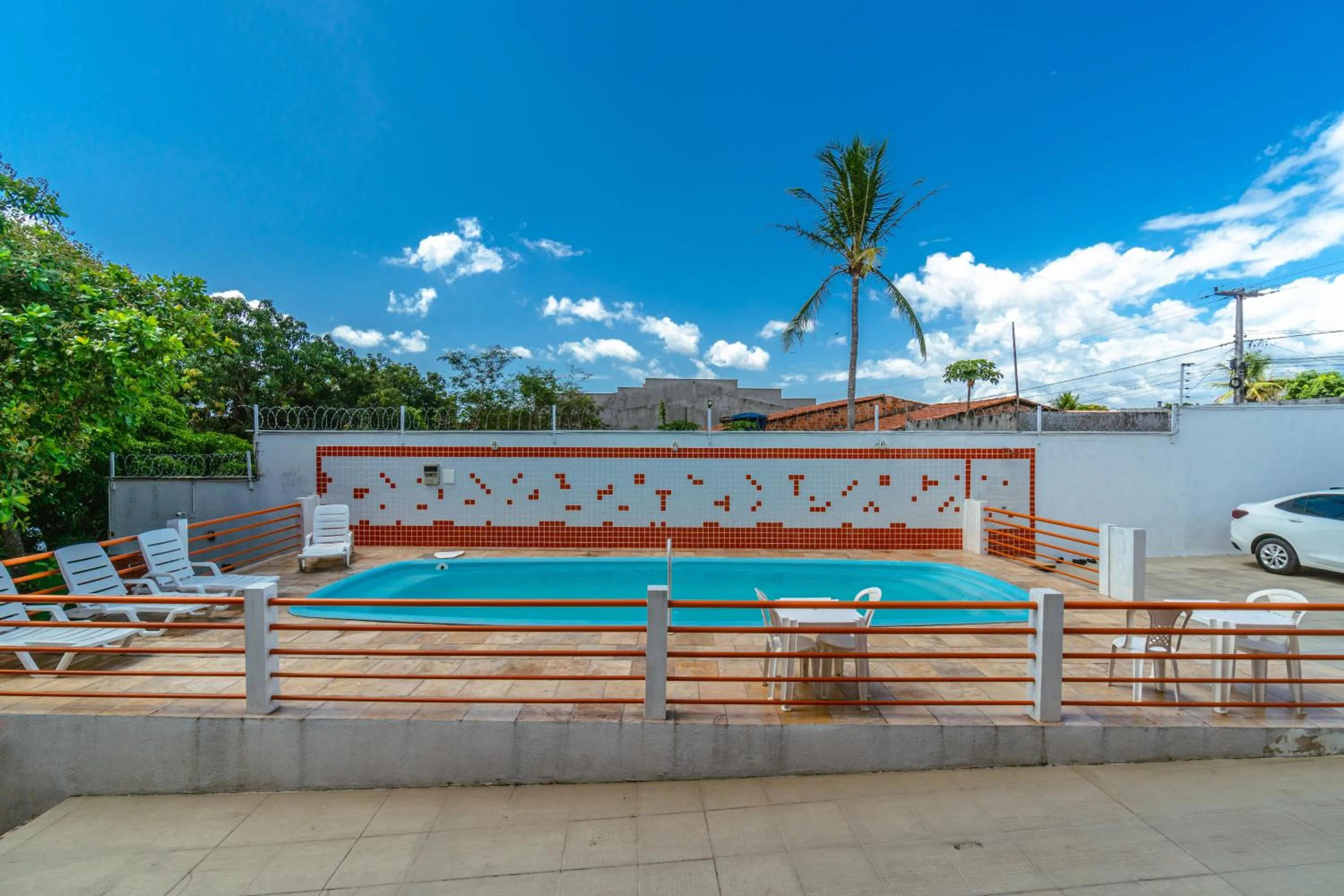 Swimming pool in Pousada Clube Vista do Rio