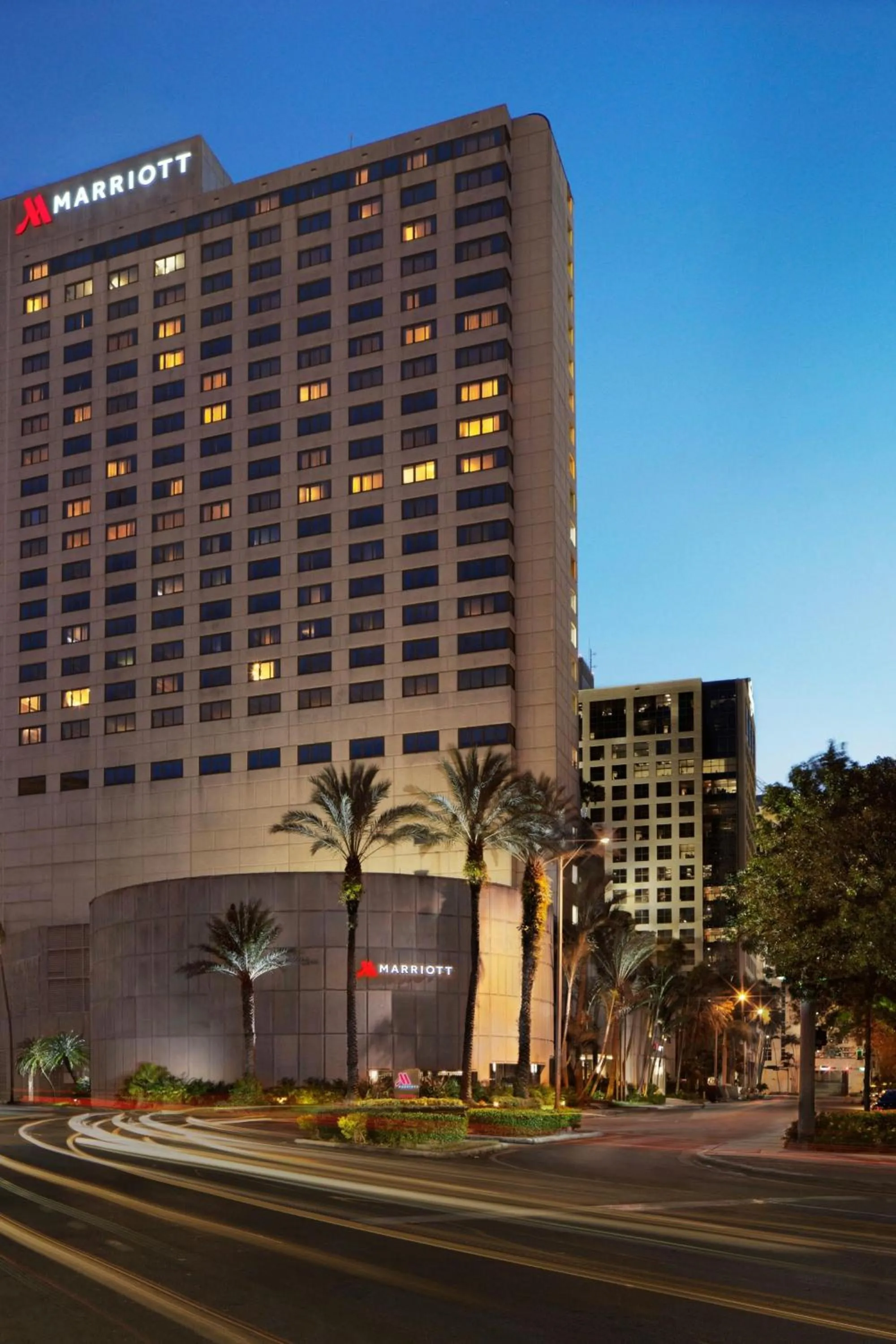 Property building in Miami Marriott Dadeland