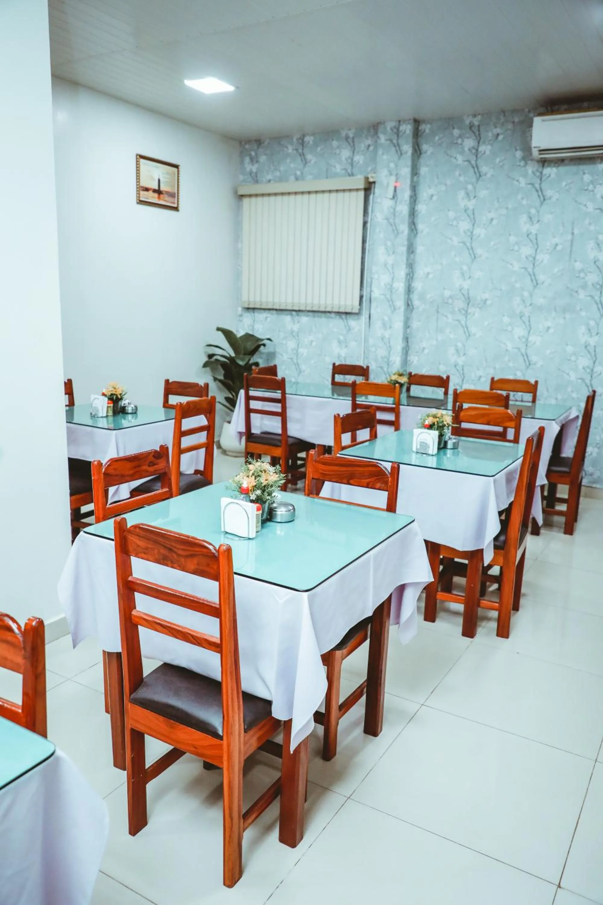 Dining area in Frota Palace Hotel