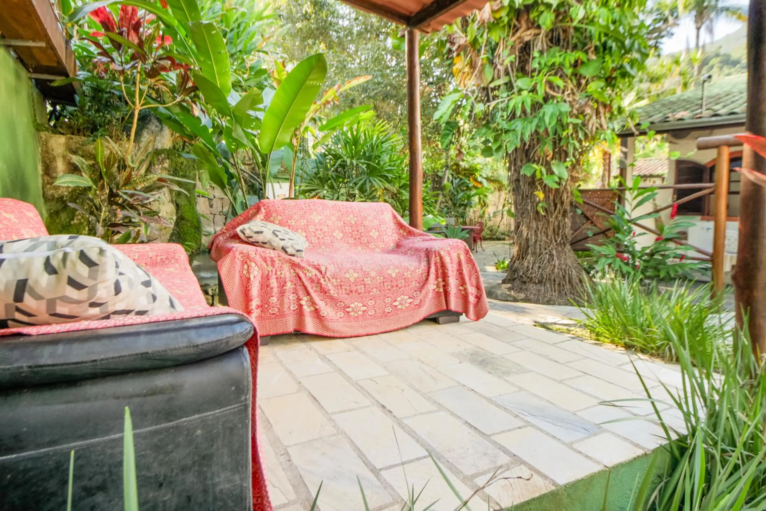 Garden view in VELINN Feiticeira Praia Hotel