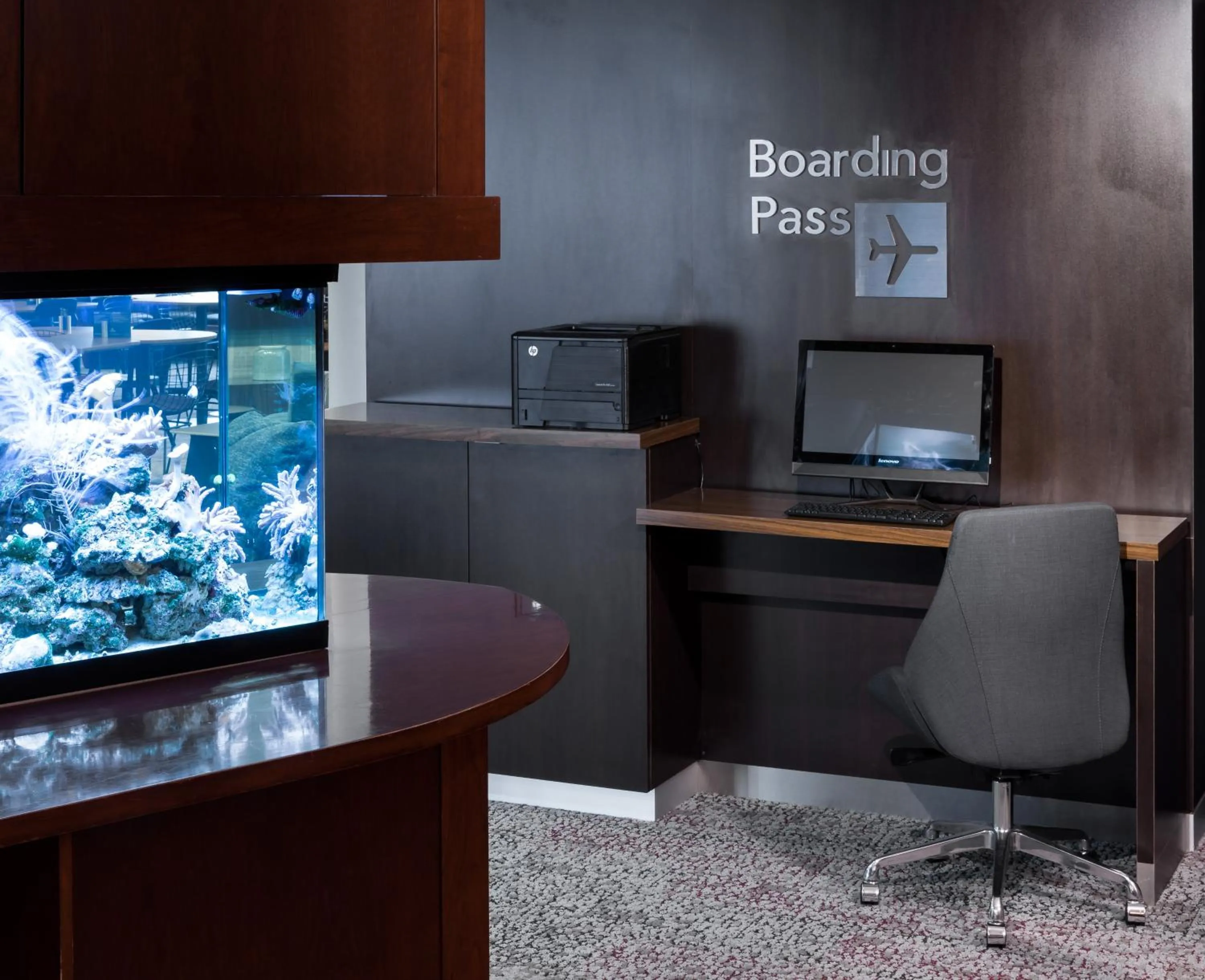 Business facilities in Courtyard by Marriott Miami at Dolphin Mall