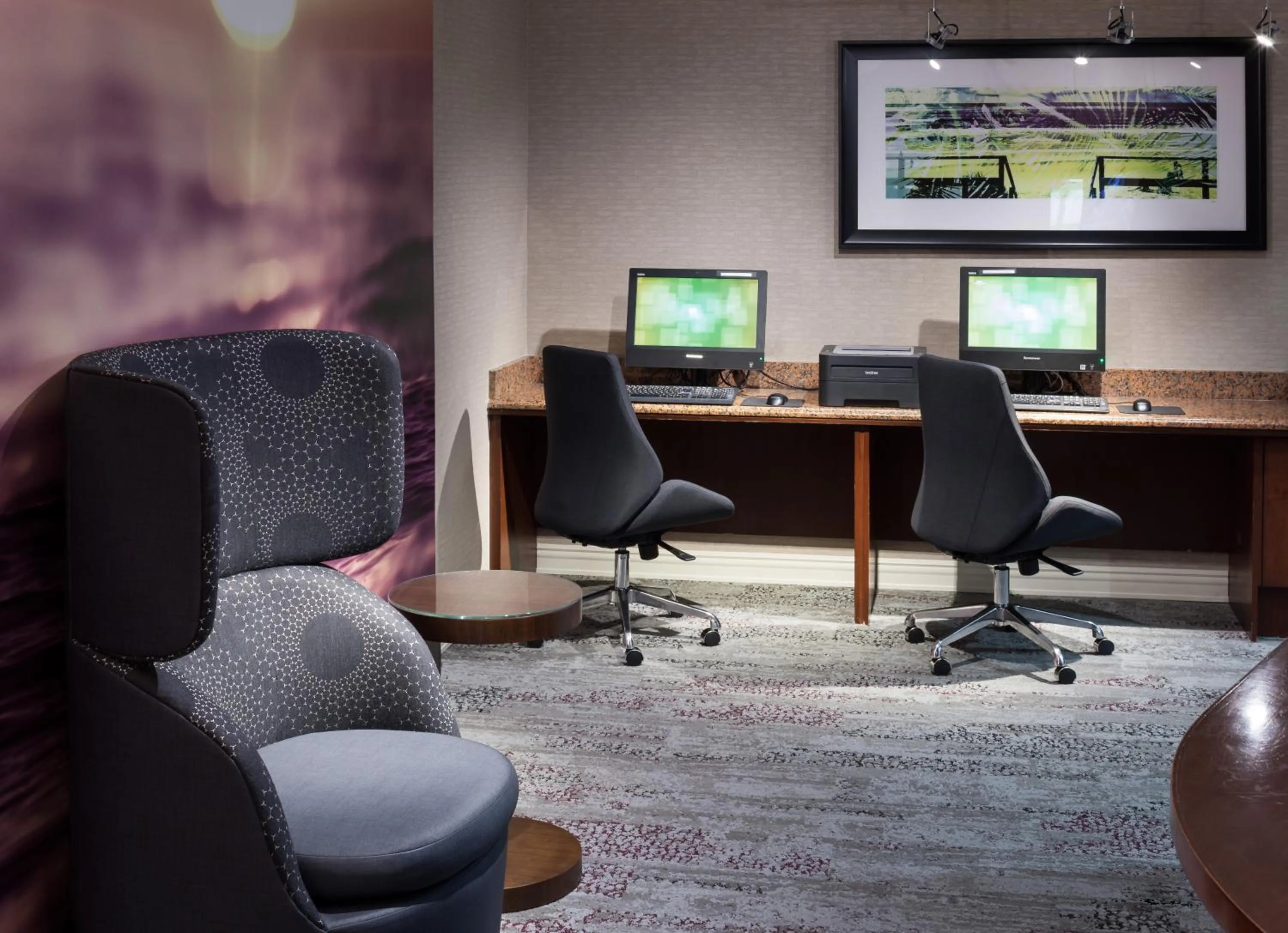 Business facilities in Courtyard by Marriott Miami at Dolphin Mall