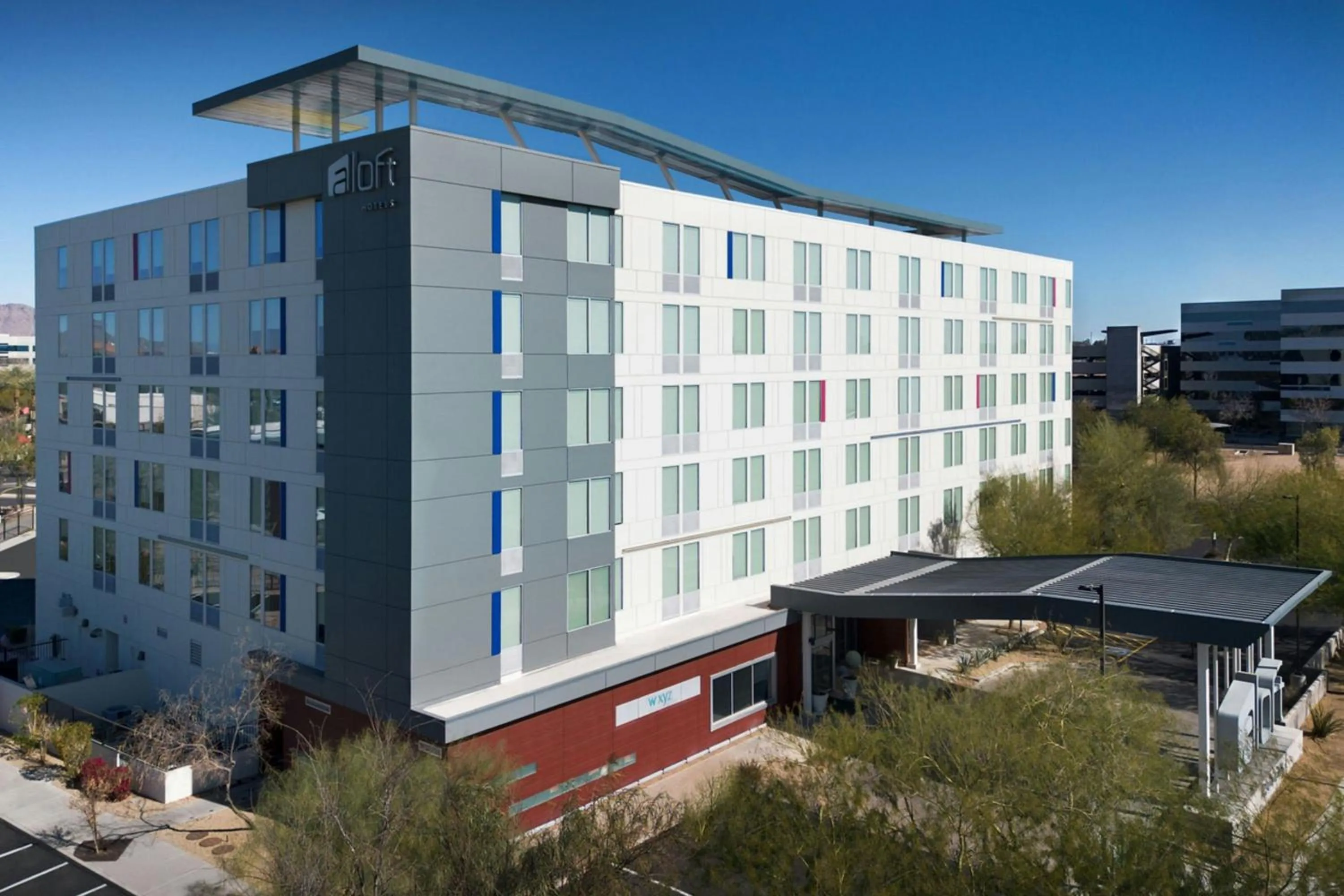 Property building in Aloft Phoenix Airport