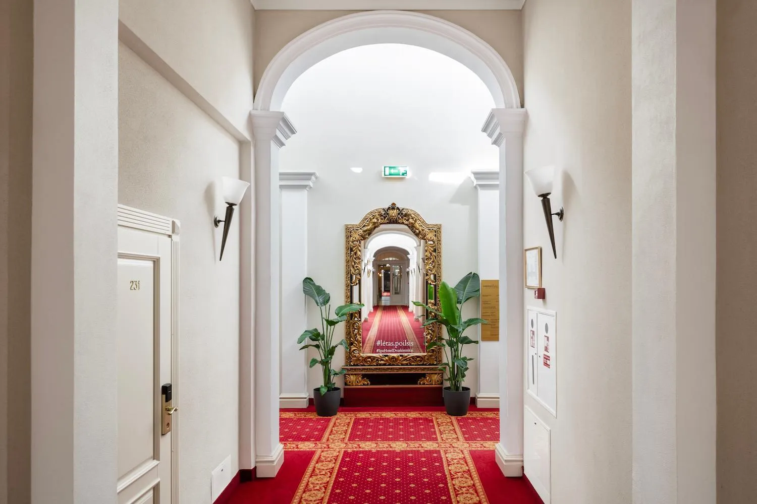 Property building, Bed in Europa Royale Druskininkai