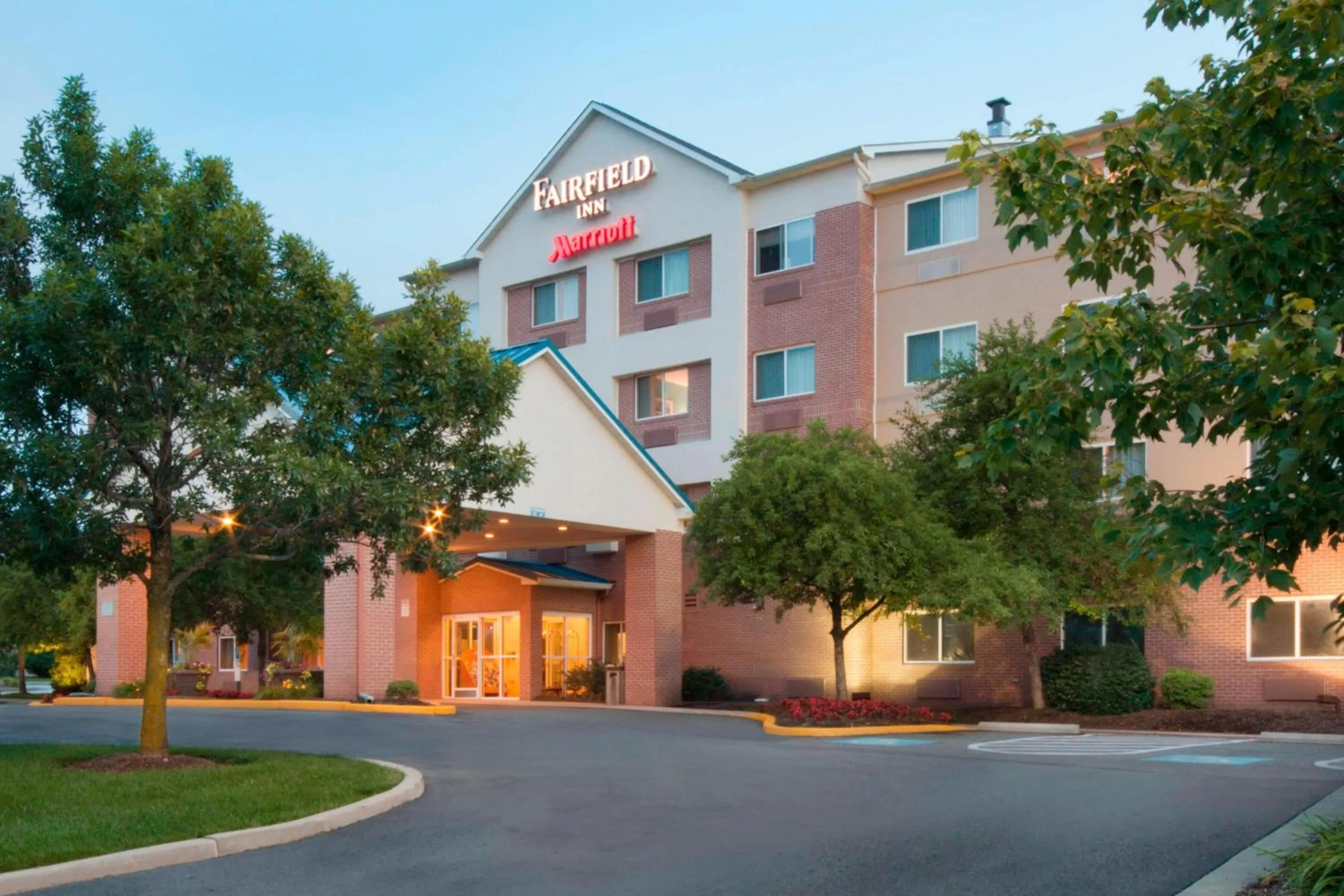 Property building in Fairfield Inn Philadelphia Airport
