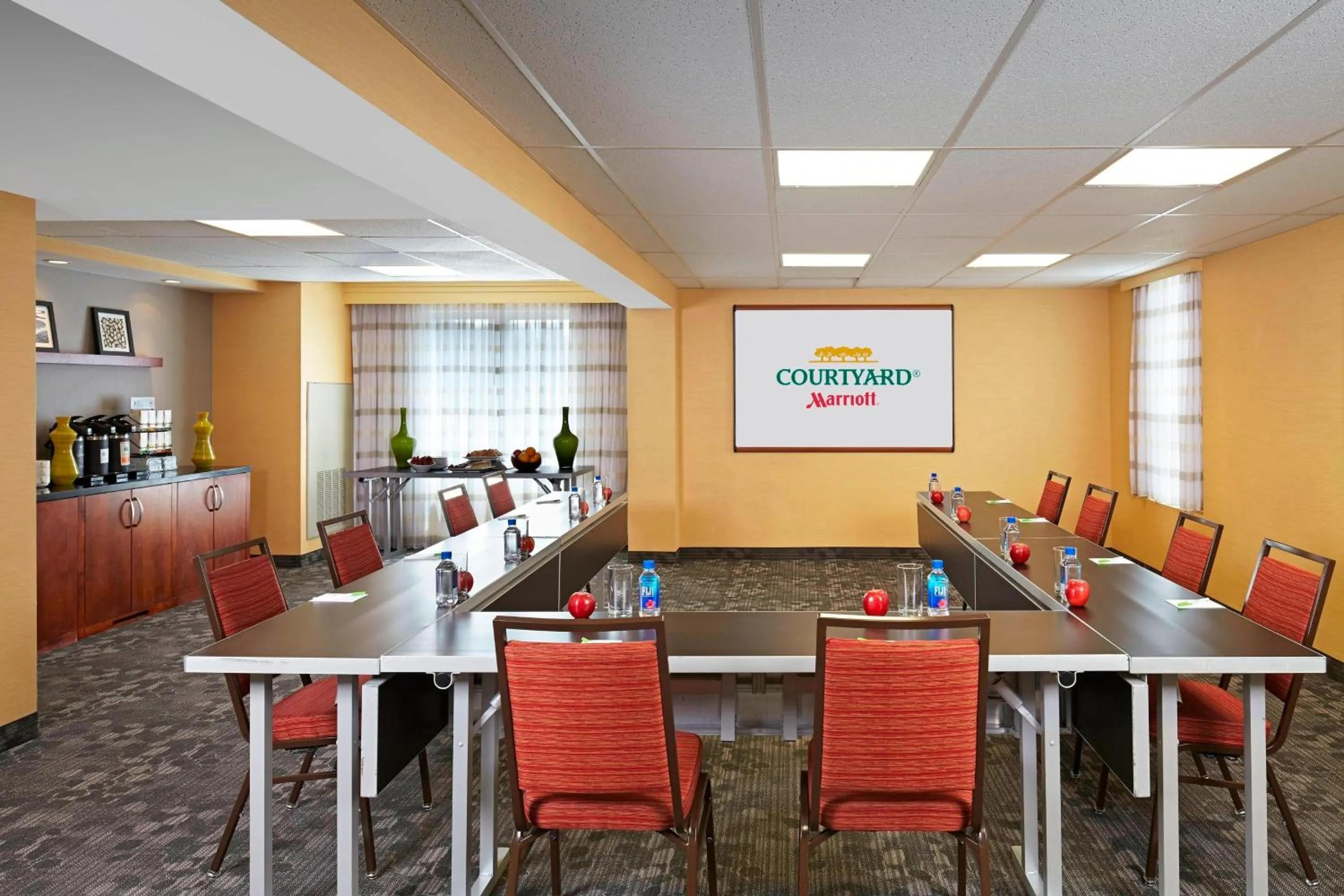 Meeting/conference room in Courtyard by Marriott San Diego Mission Valley/Hotel Circle