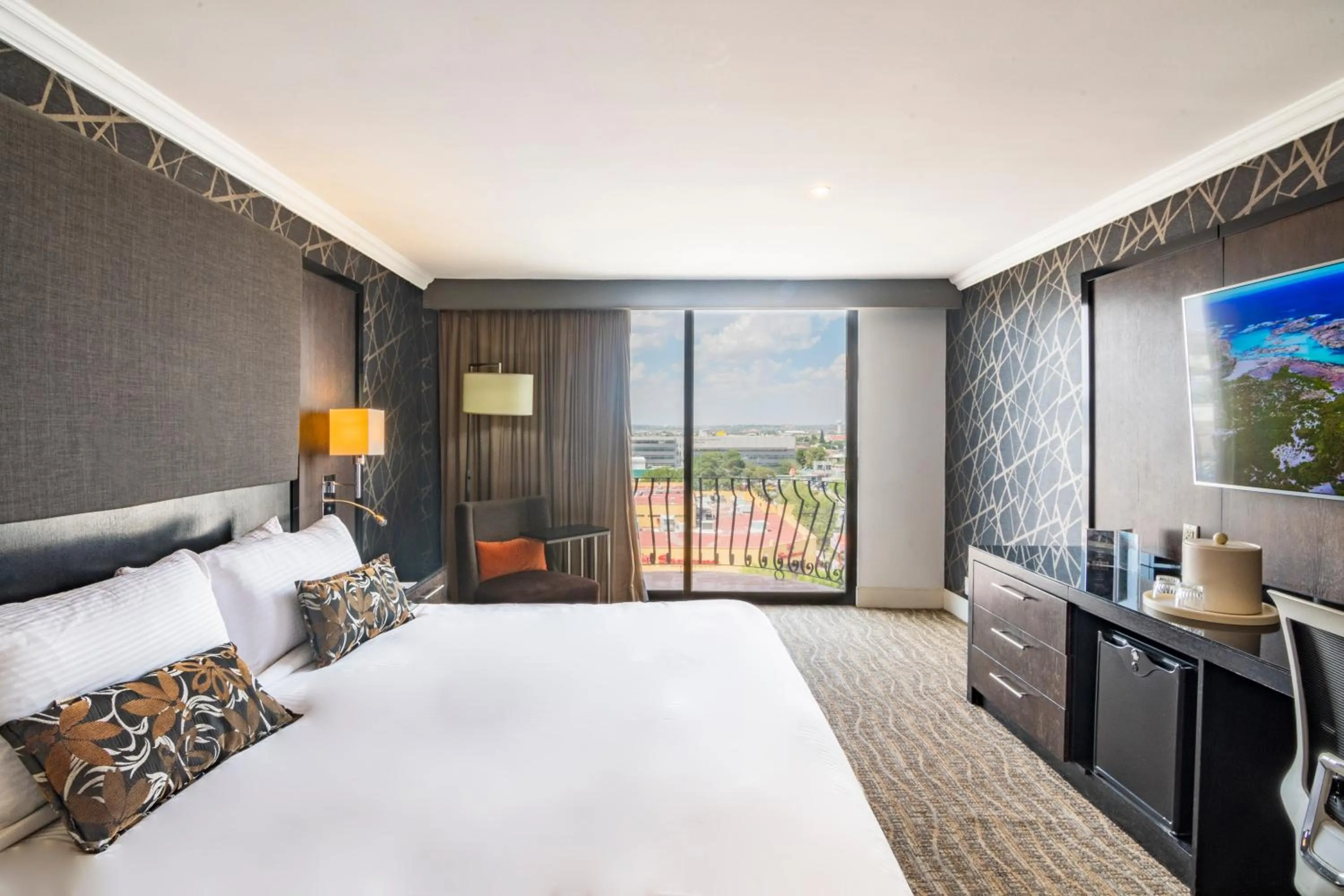 Bed in Hotel Lucerna Ciudad Juarez