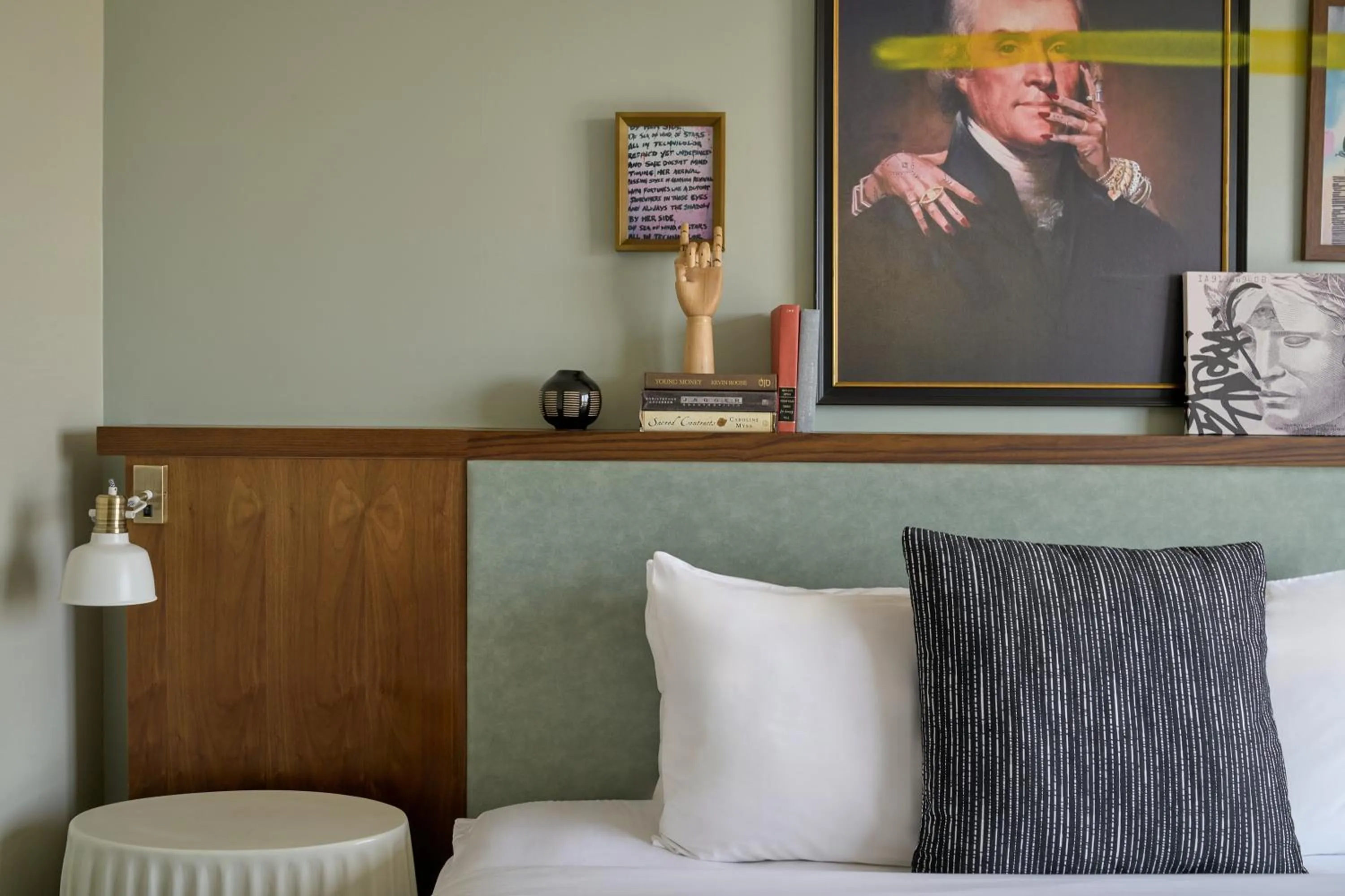 Bed in Generator Hotel Washington DC