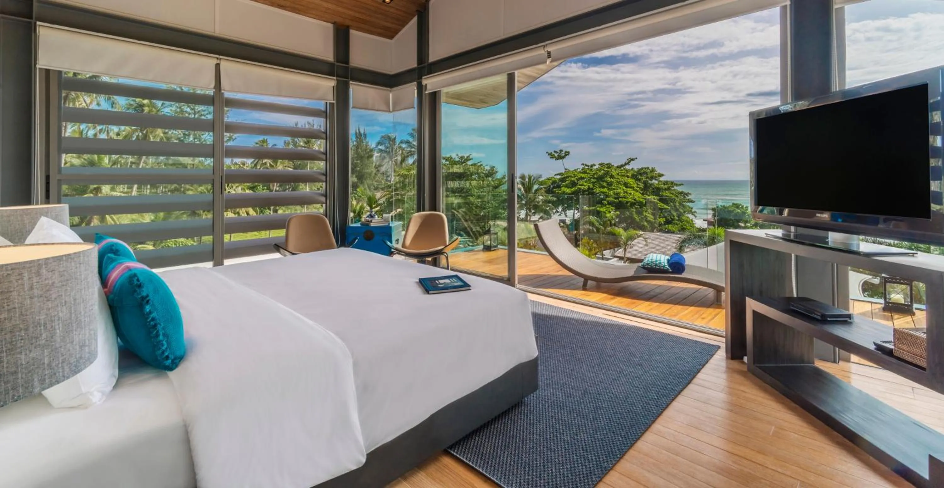 Bed in Sava Beach Villas