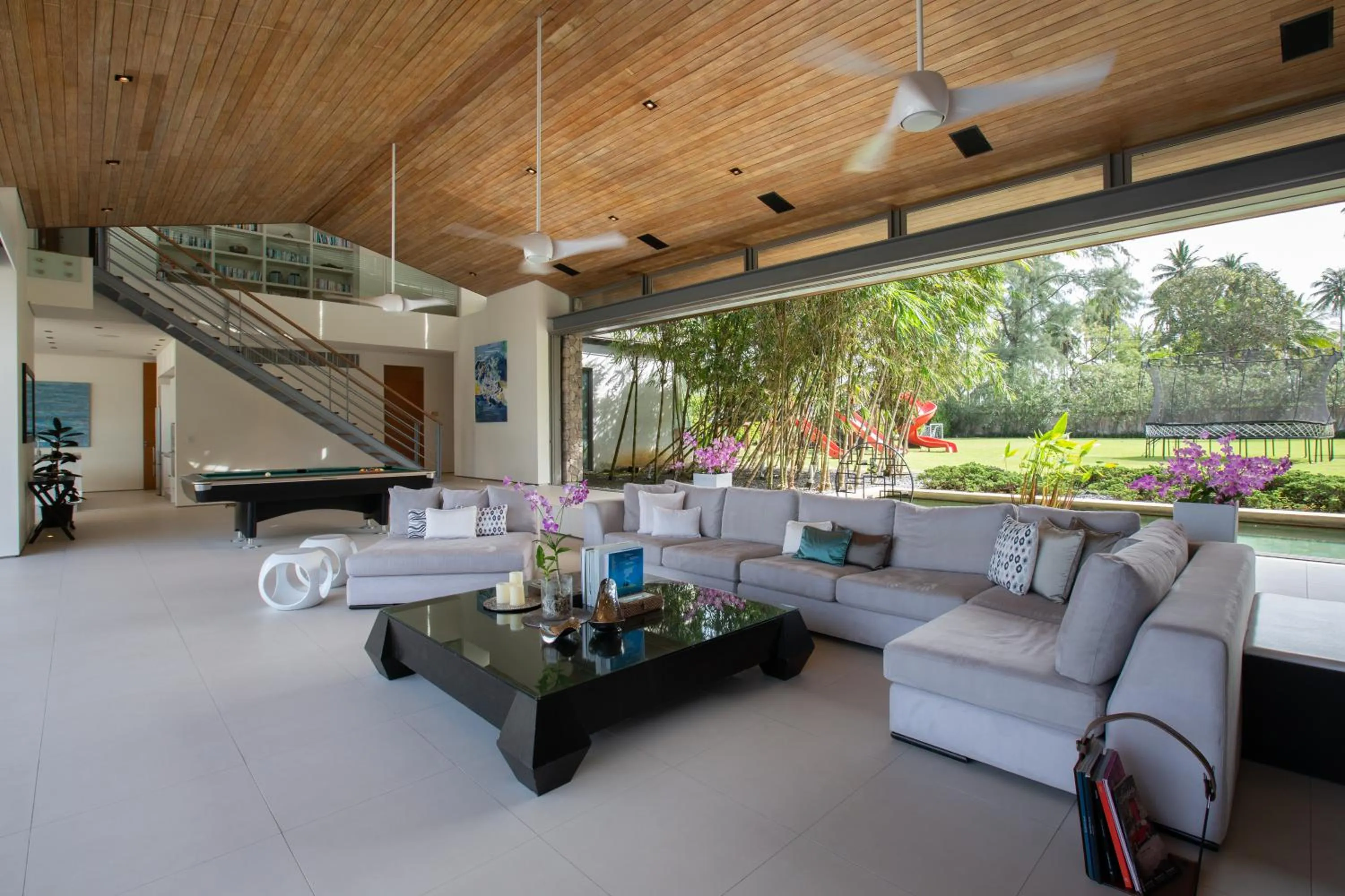 Swimming pool in Sava Beach Villas