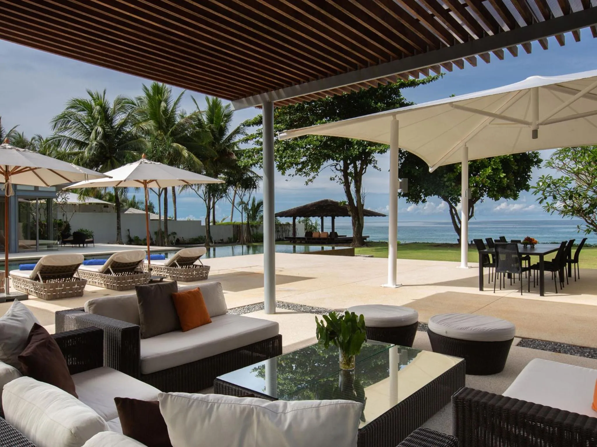 Day in Sava Beach Villas