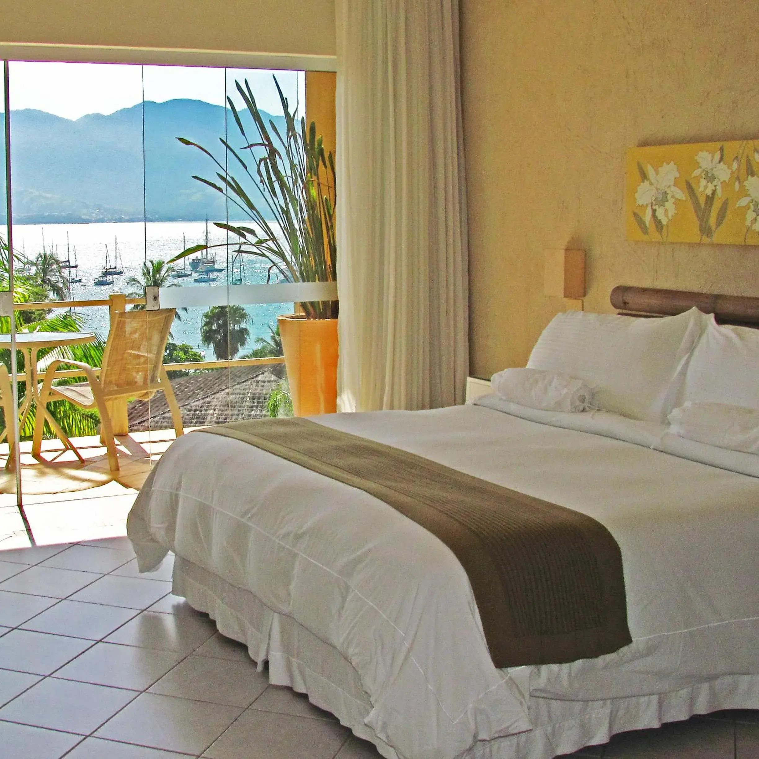 Superior Double Room in Hotel Itapemar - Ilhabela Superior Double Room in Hotel Itapemar - Ilhabela