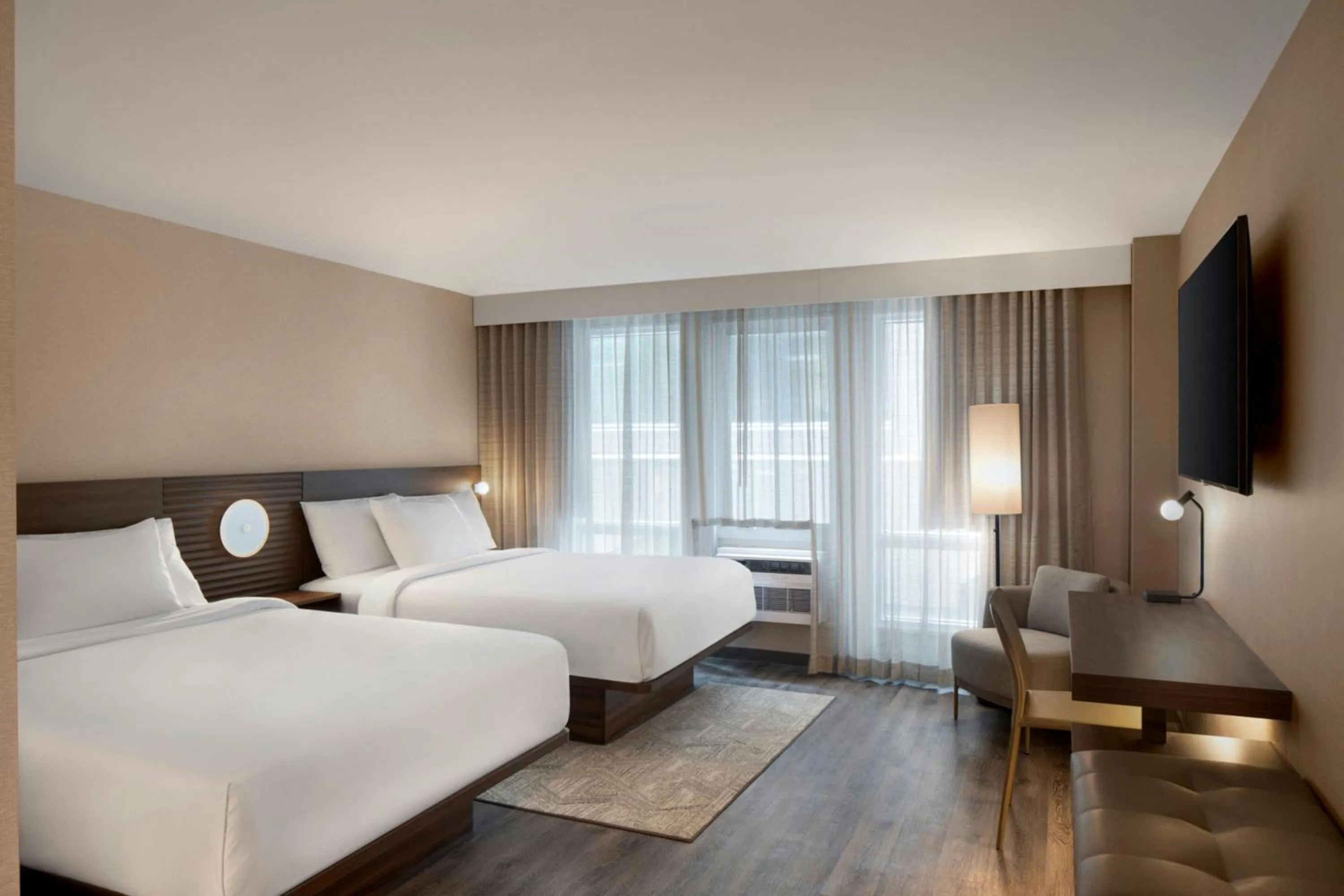 Photo of the whole room, Bed in SpringHill Suites by Marriott Old Montreal