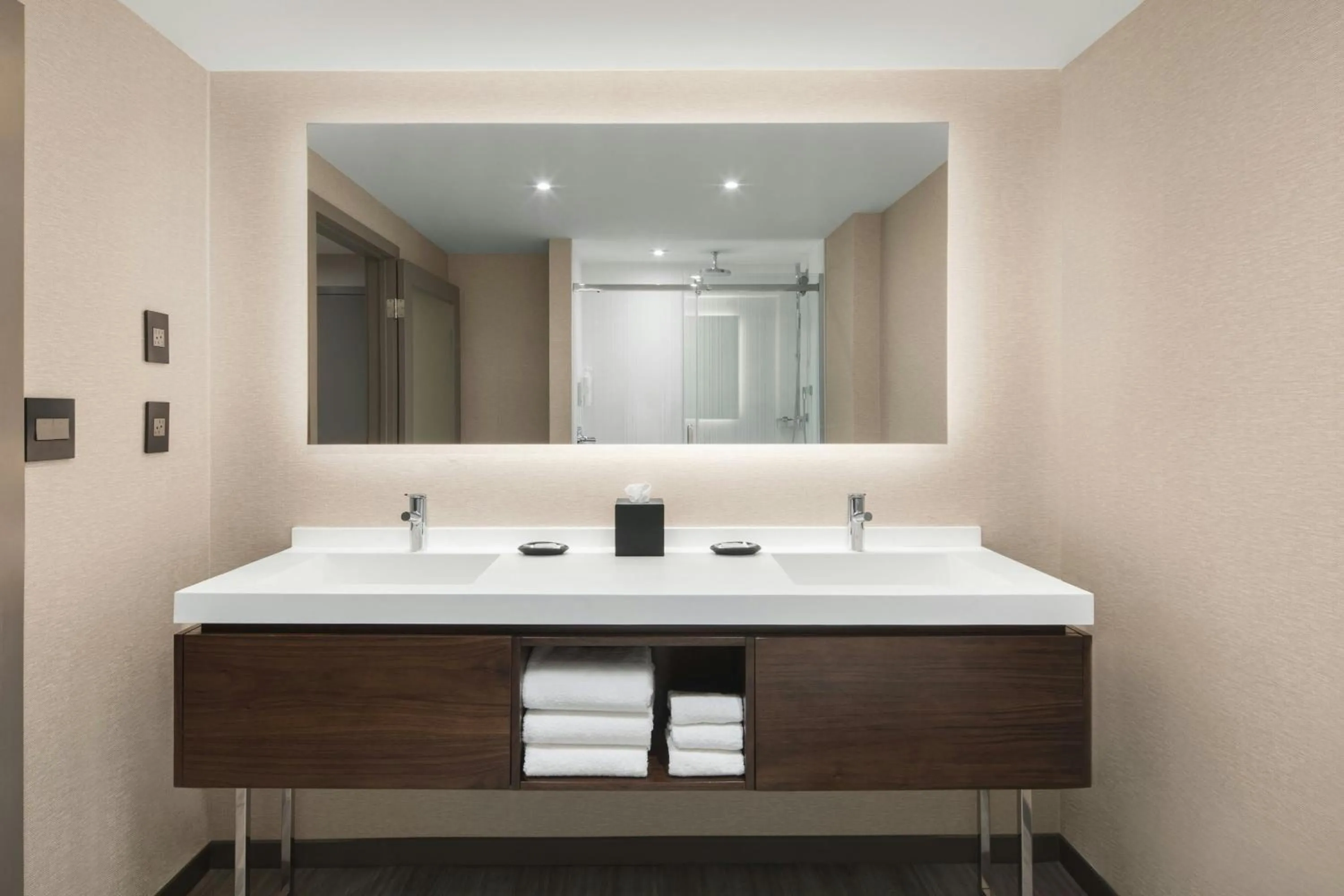 Bathroom in AC Hotel by Marriott Old Montreal