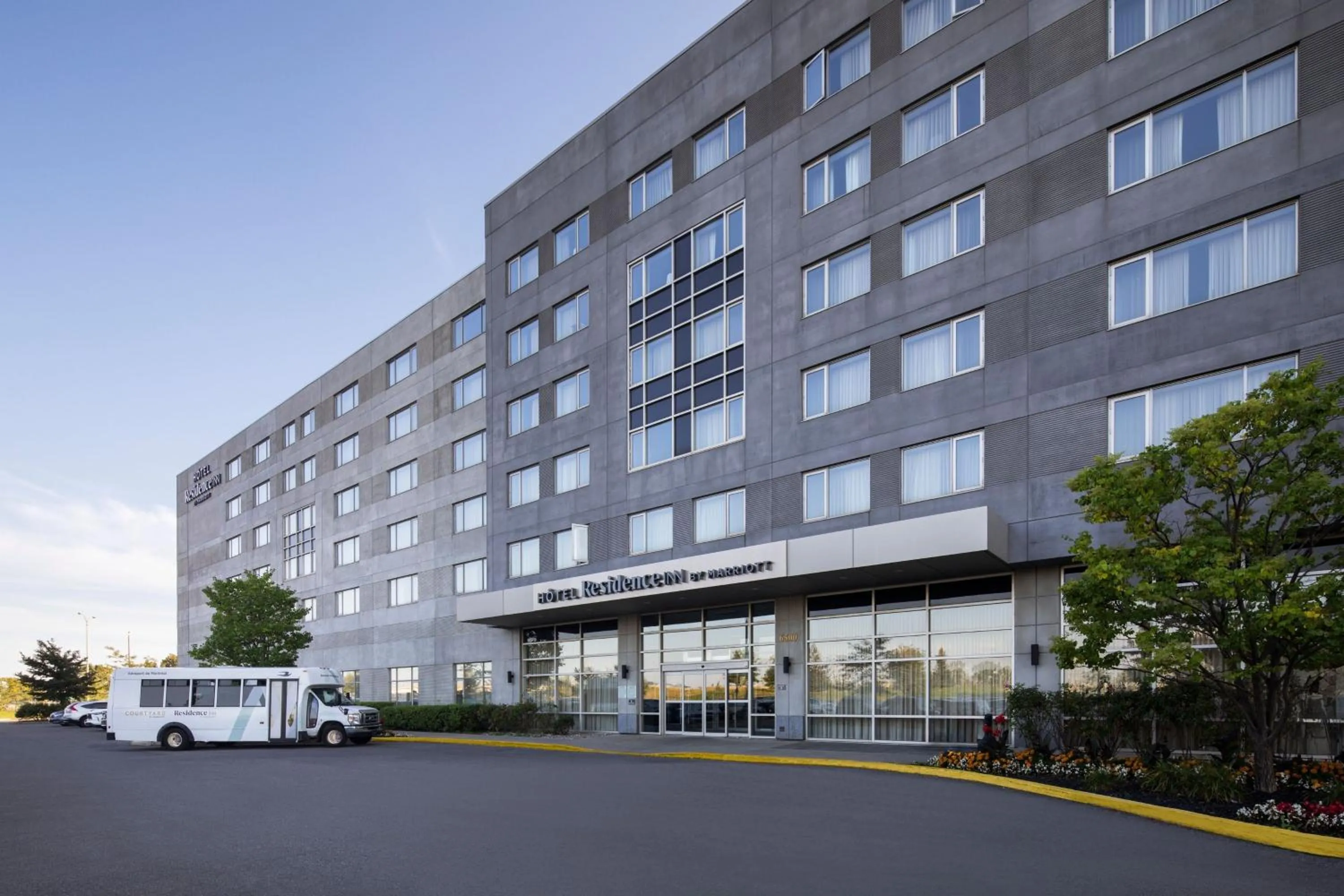 Property building in Residence Inn by Marriott Montreal Airport