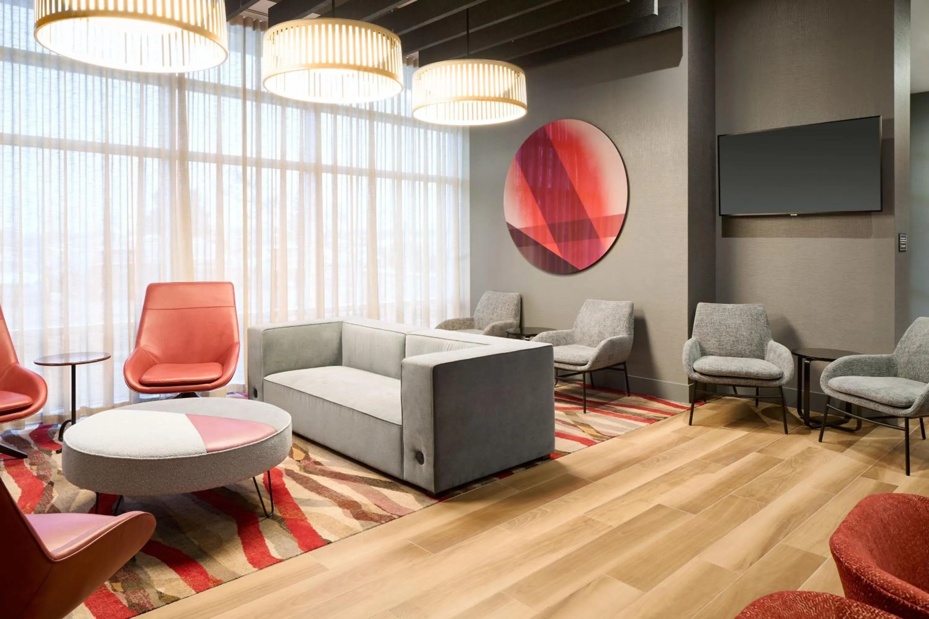 Lounge or bar in Residence Inn by Marriott Montreal Airport