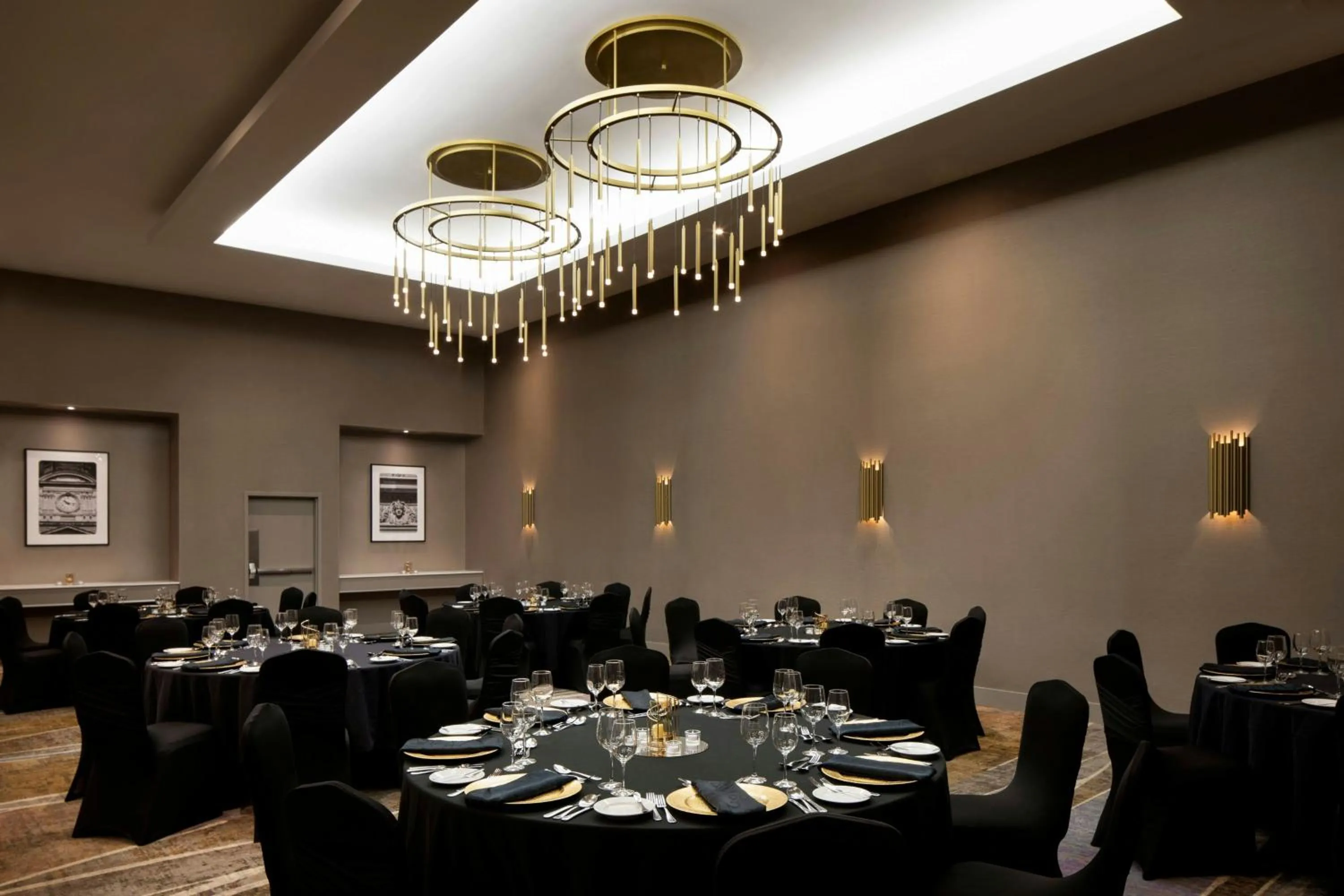 Banquet/Function facilities in Courtyard by Marriott Montreal Airport