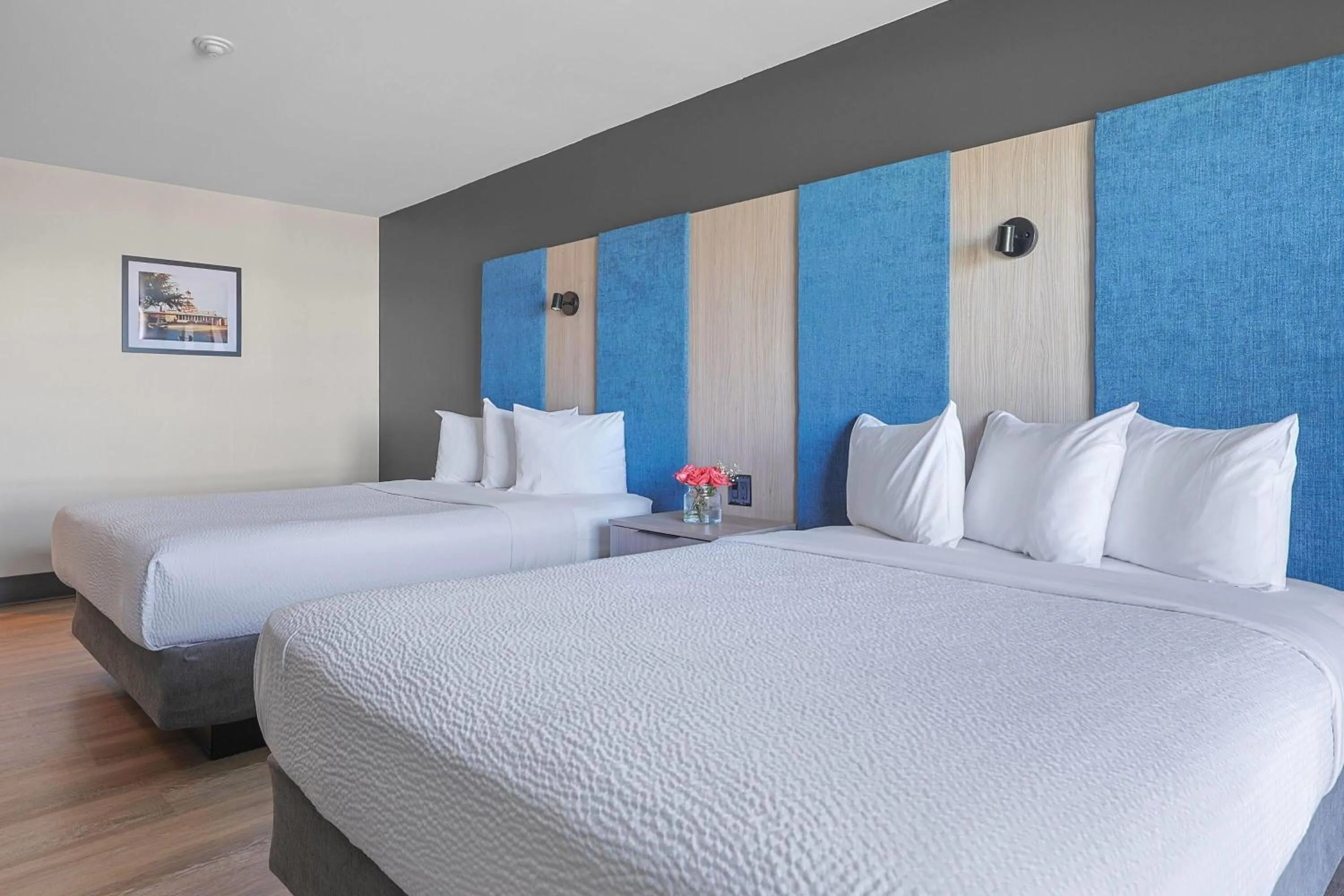 Photo of the whole room, Bed in The Jordan Hotel Ramada by Wyndham