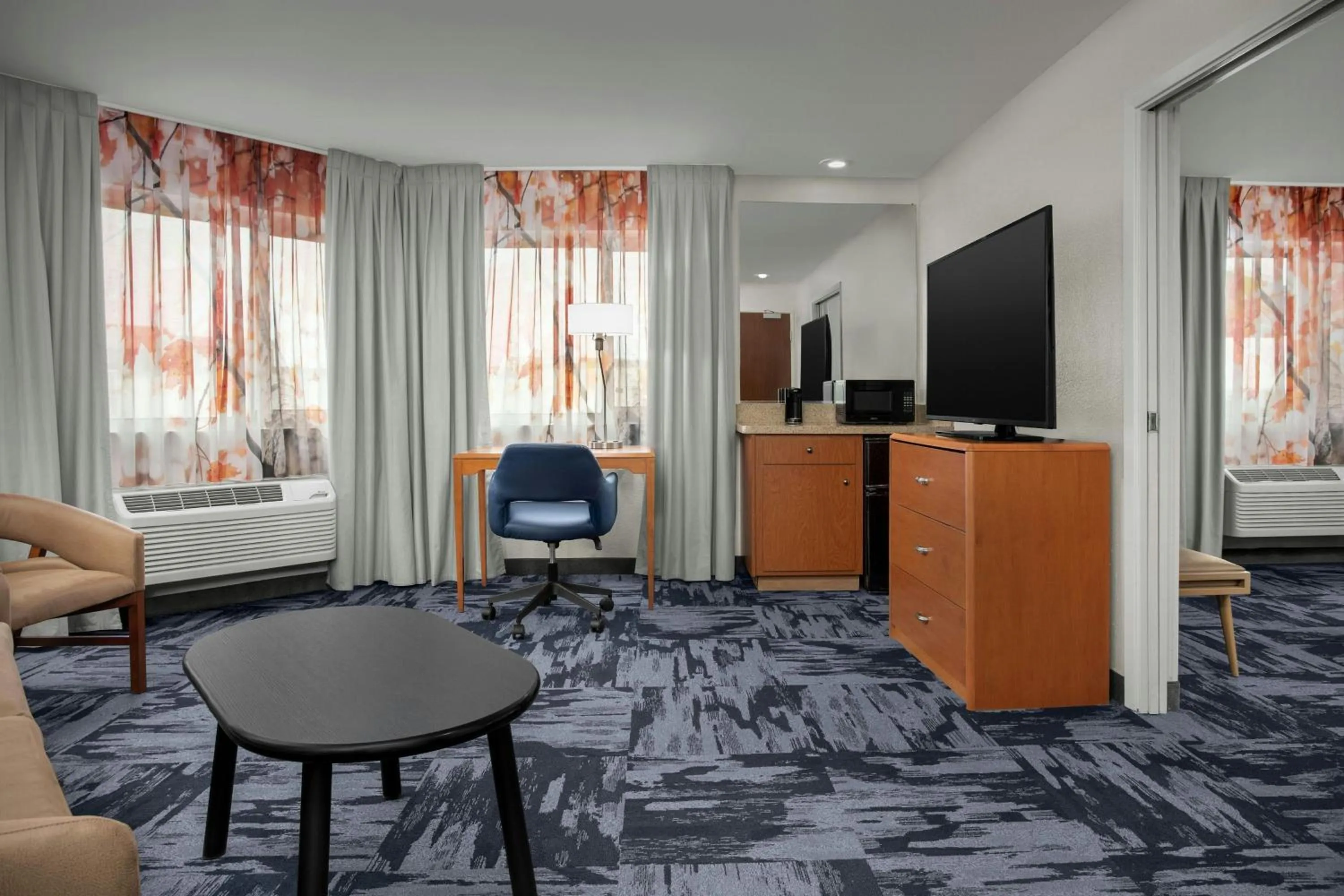Bedroom in Fairfield Inn & Suites by Marriott Albuquerque Airport