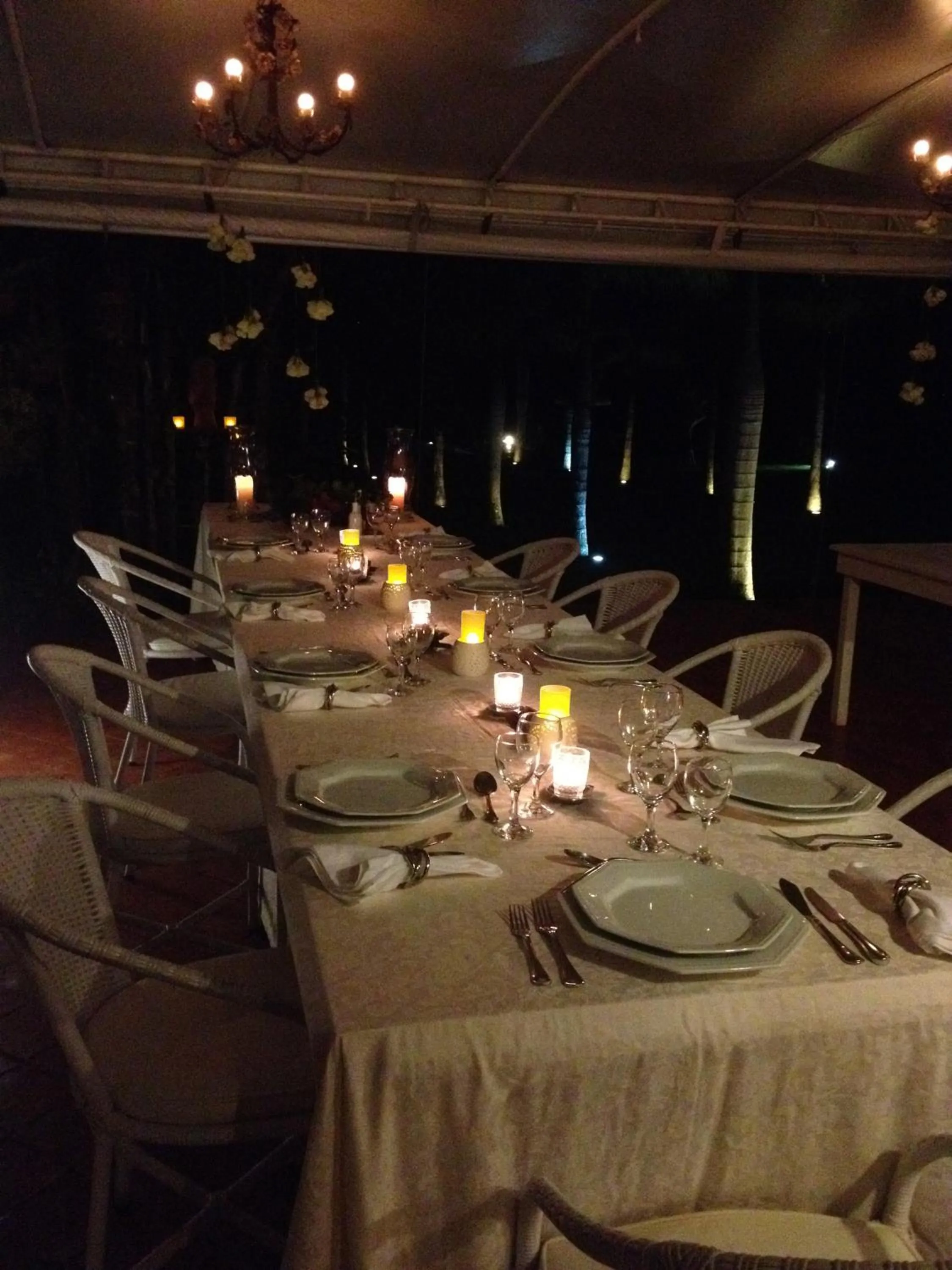 Restaurant/places to eat in Casa Grande São Vicente