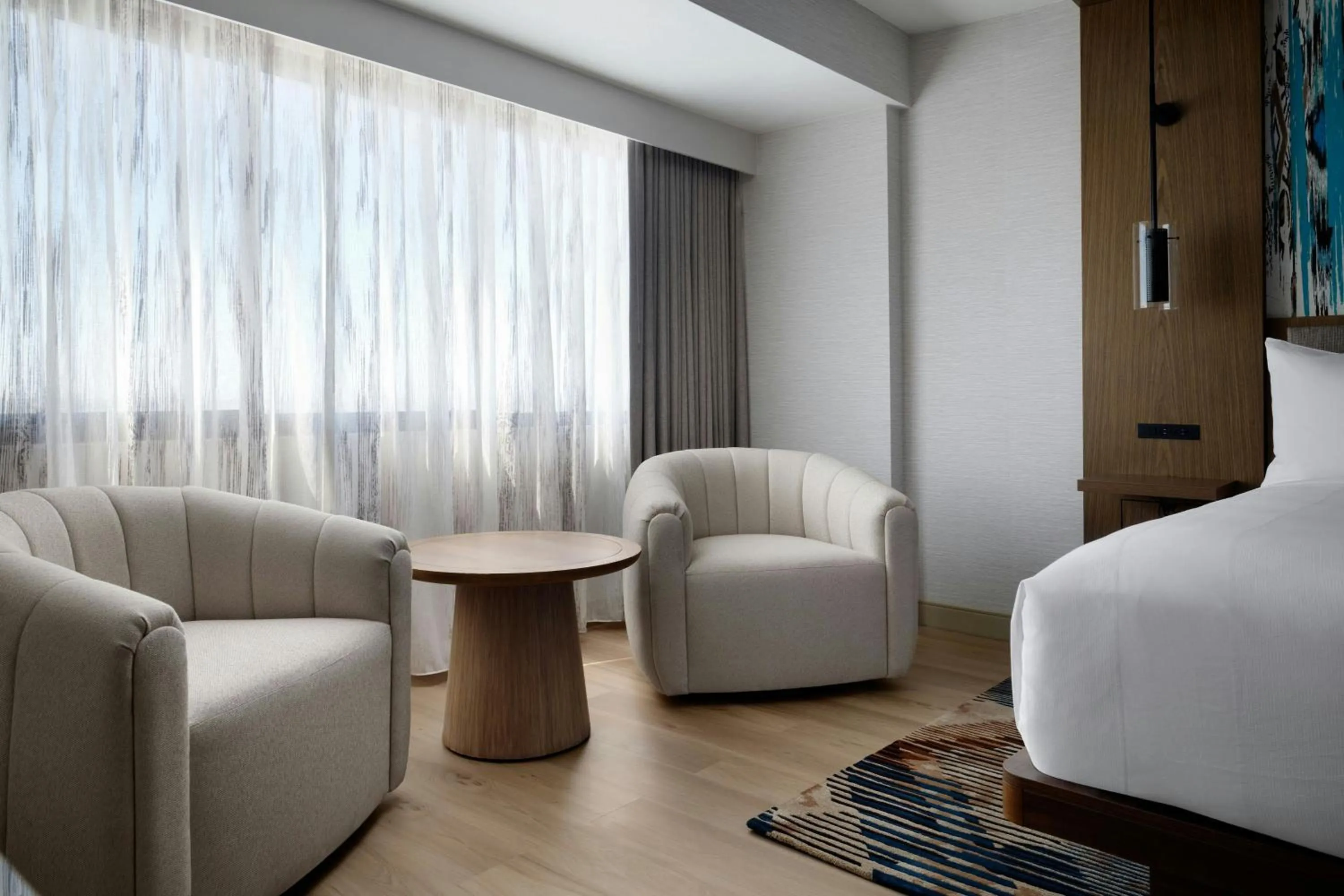 Photo of the whole room in Albuquerque Marriott Pyramid North