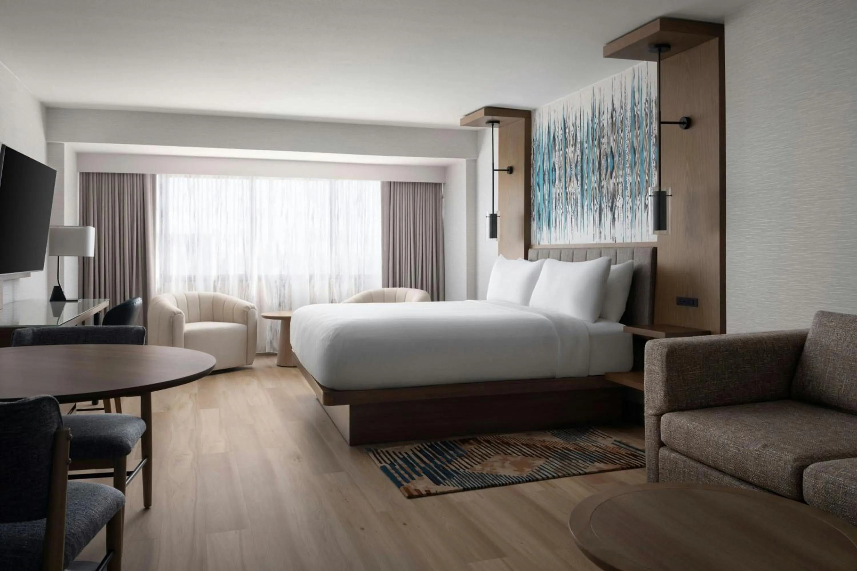 Photo of the whole room, Bed in Albuquerque Marriott Pyramid North