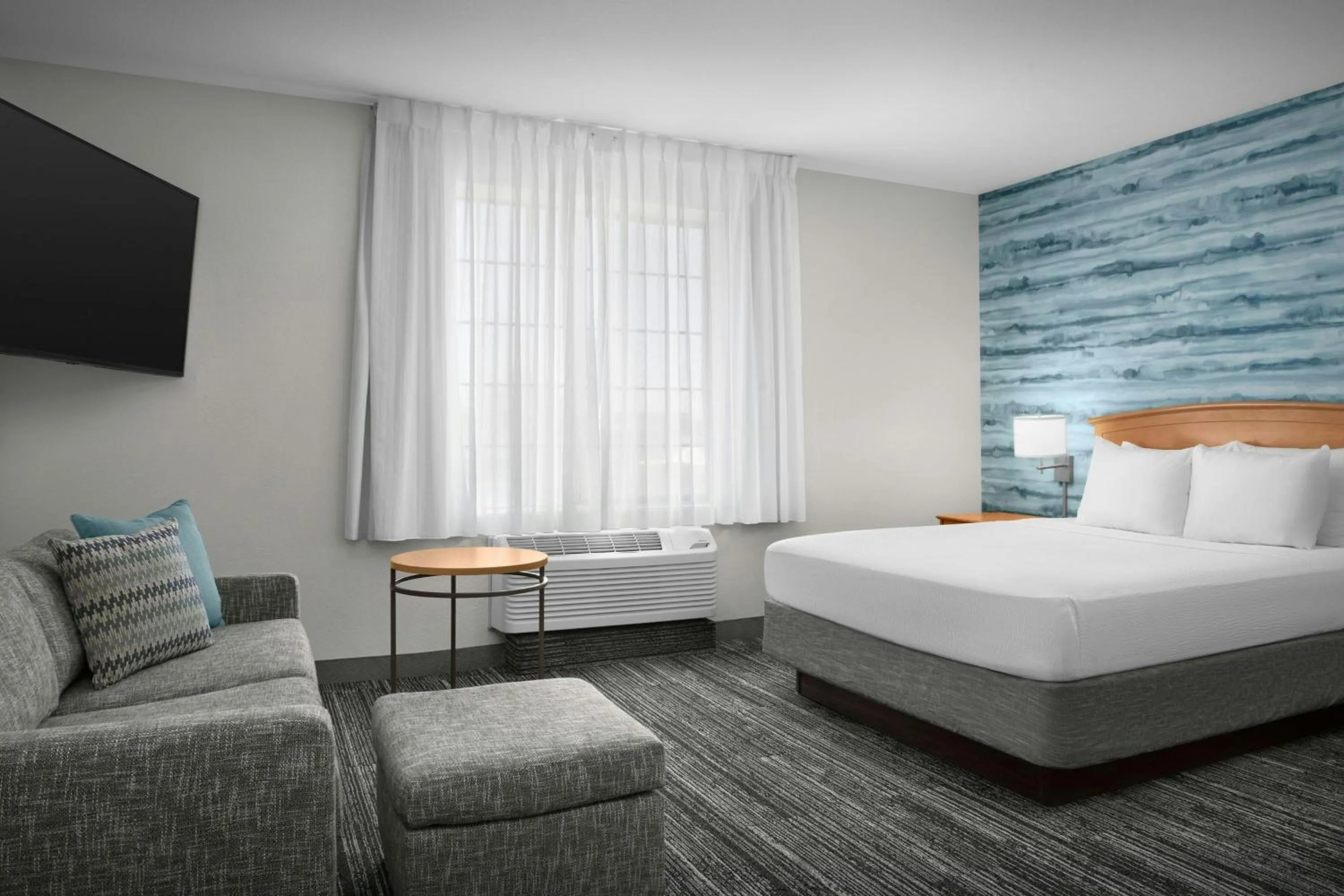 Photo of the whole room, Bed in TownePlace Suites by Marriott Albuquerque Airport