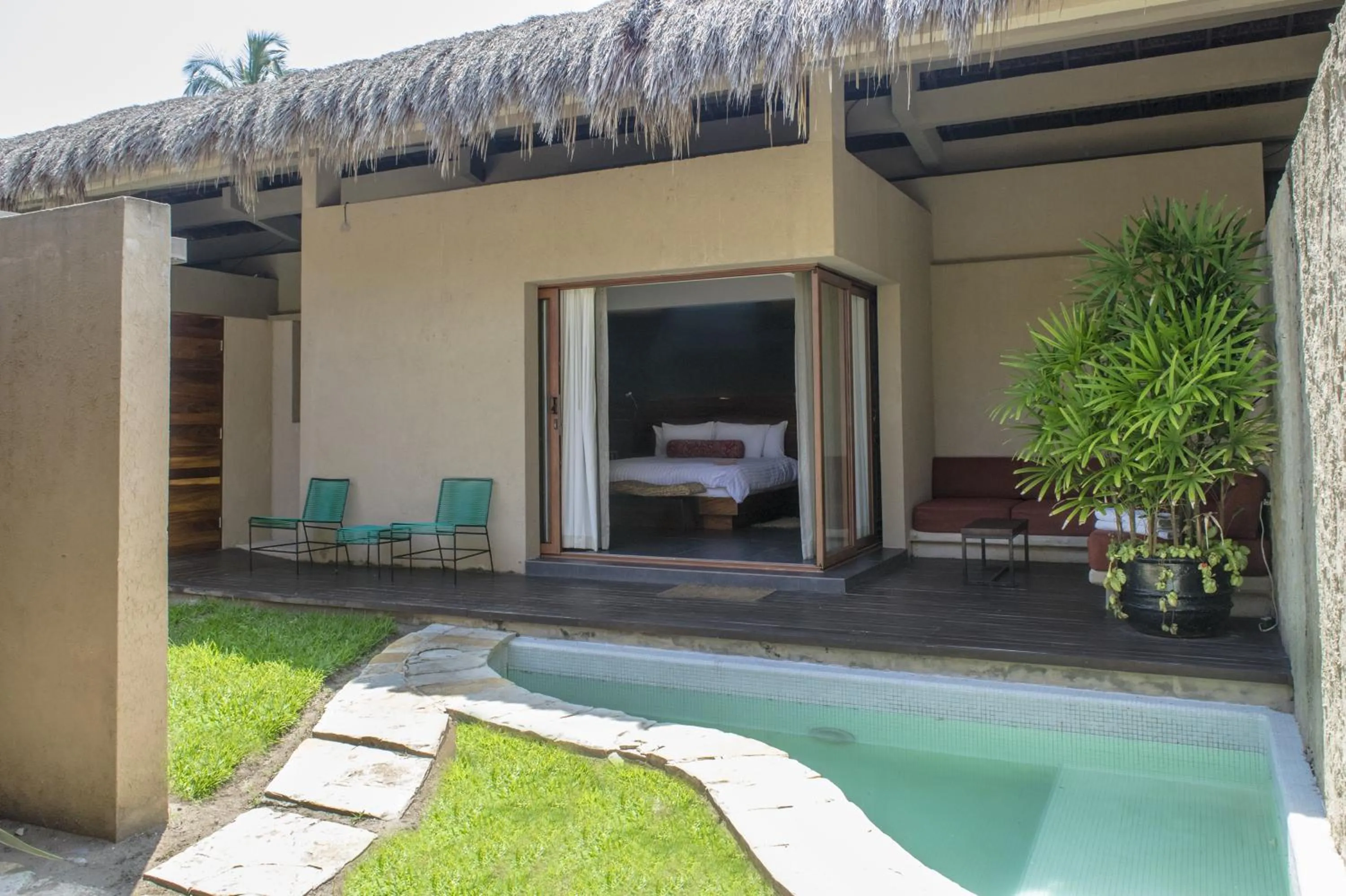 Photo of the whole room in Isla Tajín