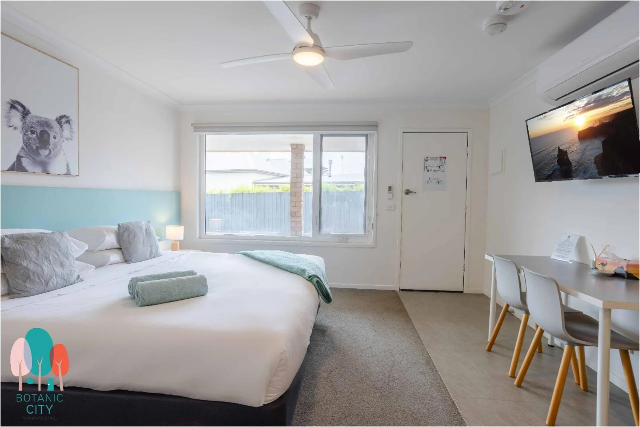 Bed in Botanic City Apartments