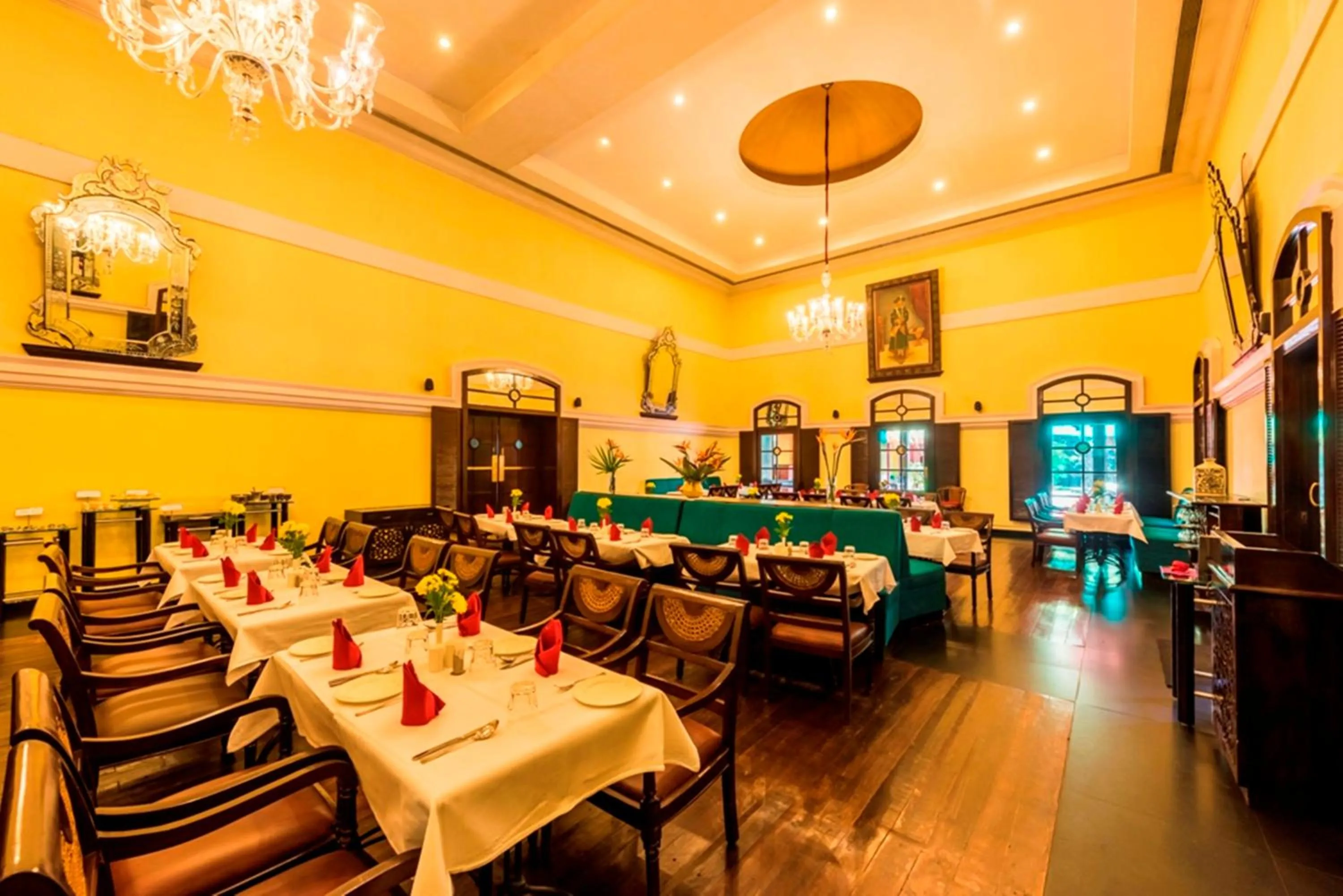 Restaurant/places to eat in Royal Orchid Metropole Mysore