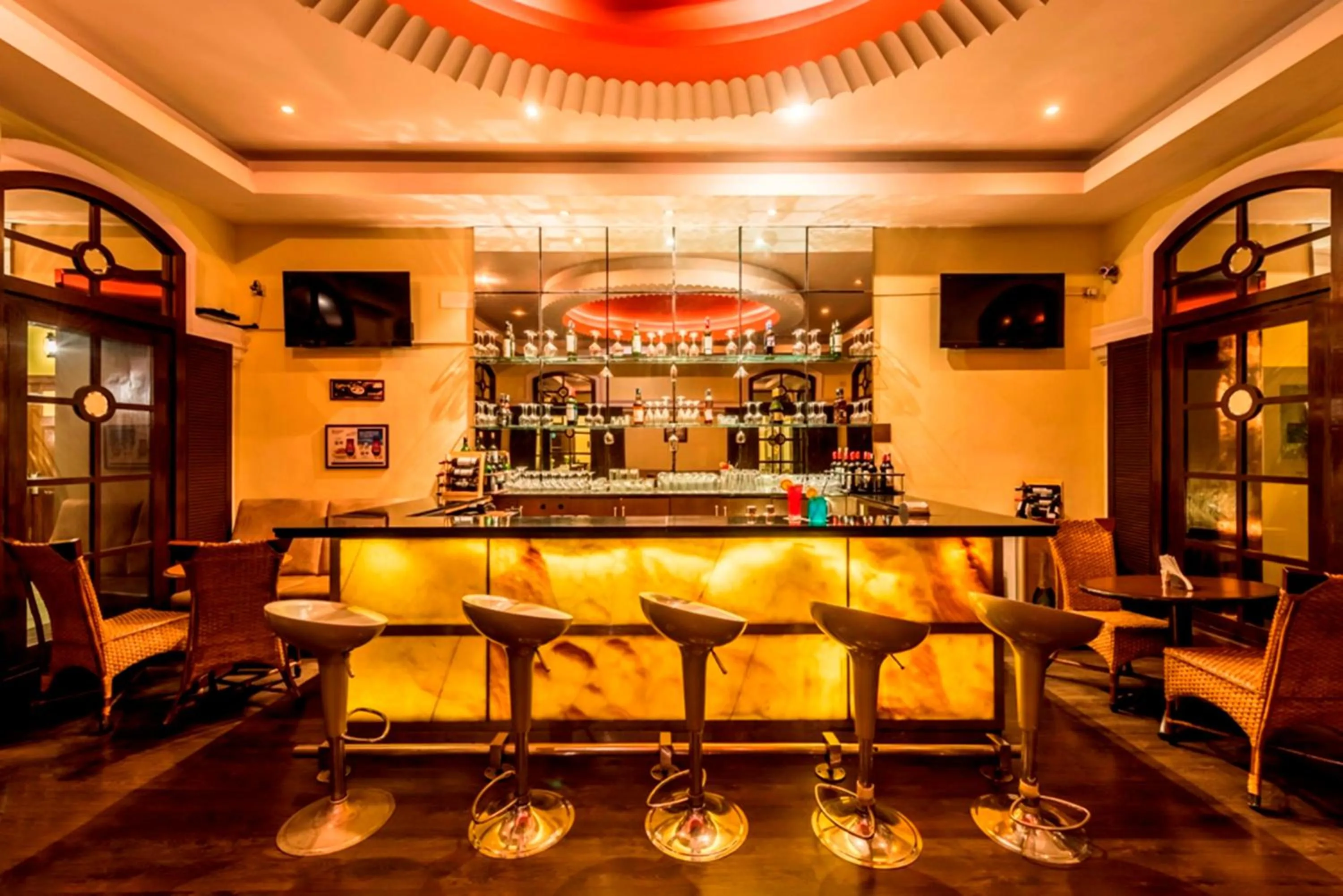 Lounge or bar in Royal Orchid Metropole Mysore