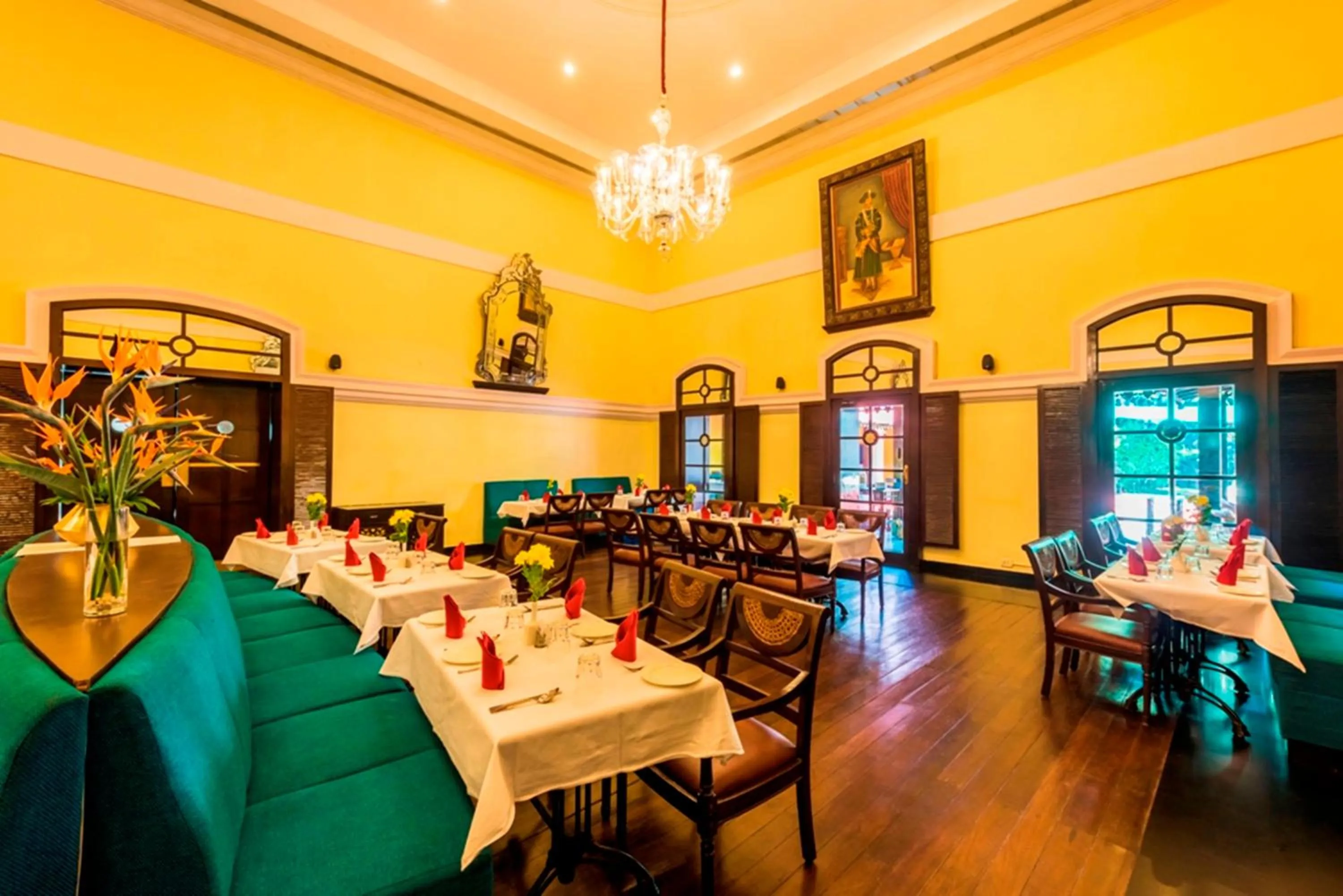 Restaurant/places to eat in Royal Orchid Metropole Mysore
