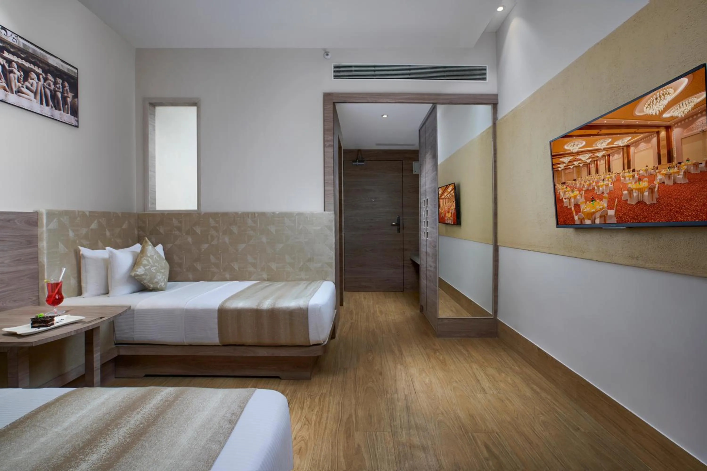 Bedroom, Bed in Resort Rio