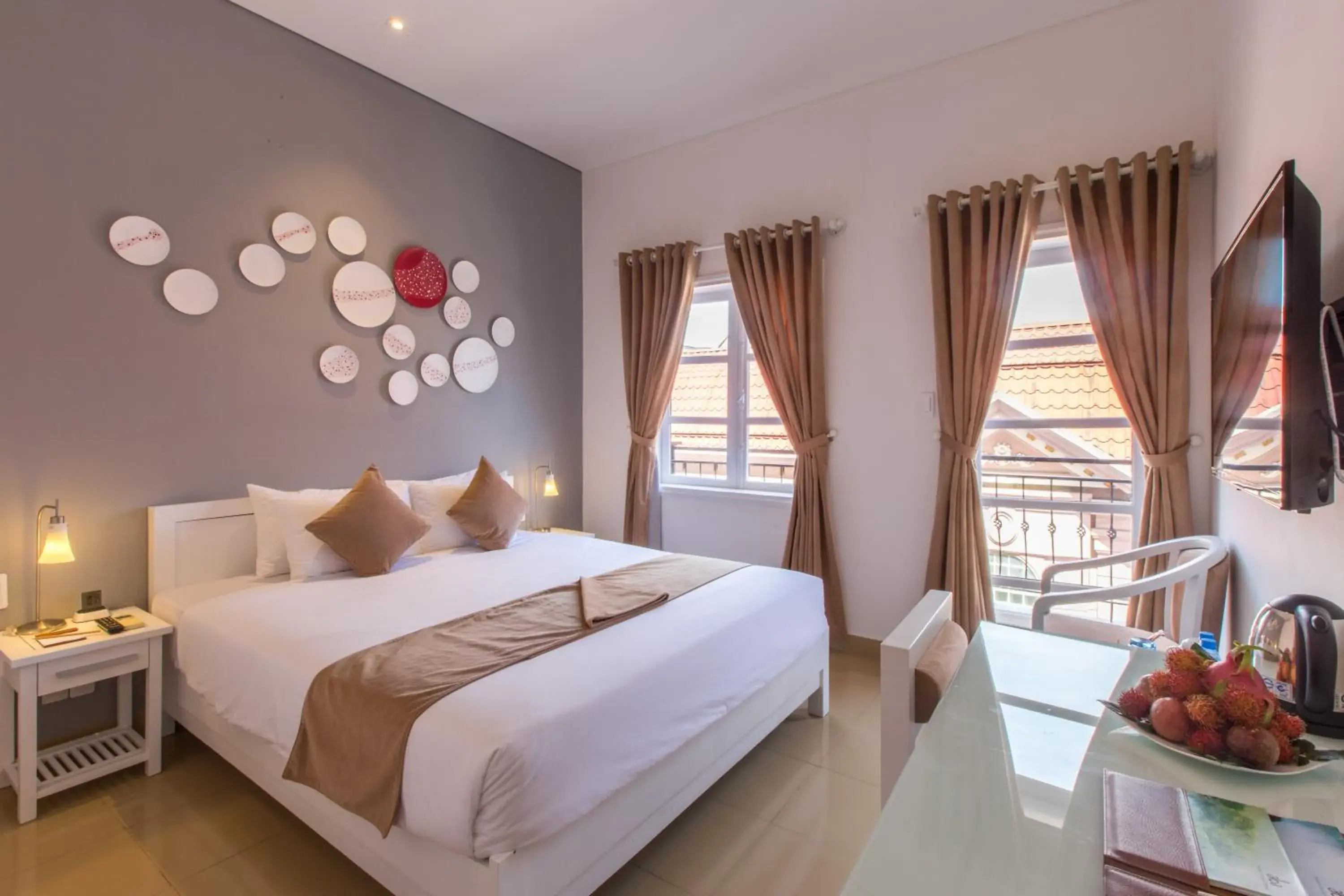 Deluxe Double or Twin Room with City View in Alba Hotel Deluxe Double or Twin Room with City View in Alba Hotel