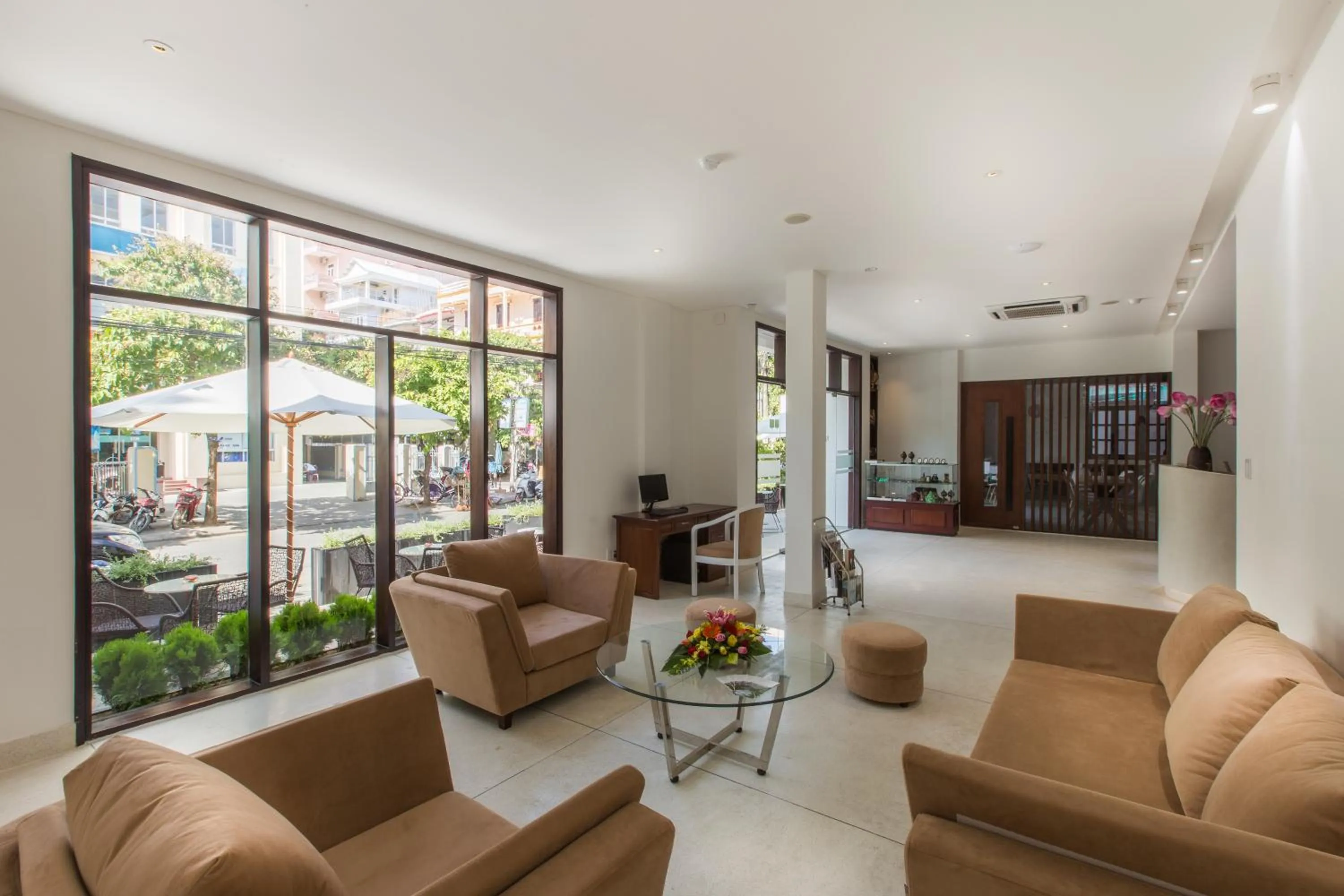 Lobby or reception in Alba Hotel