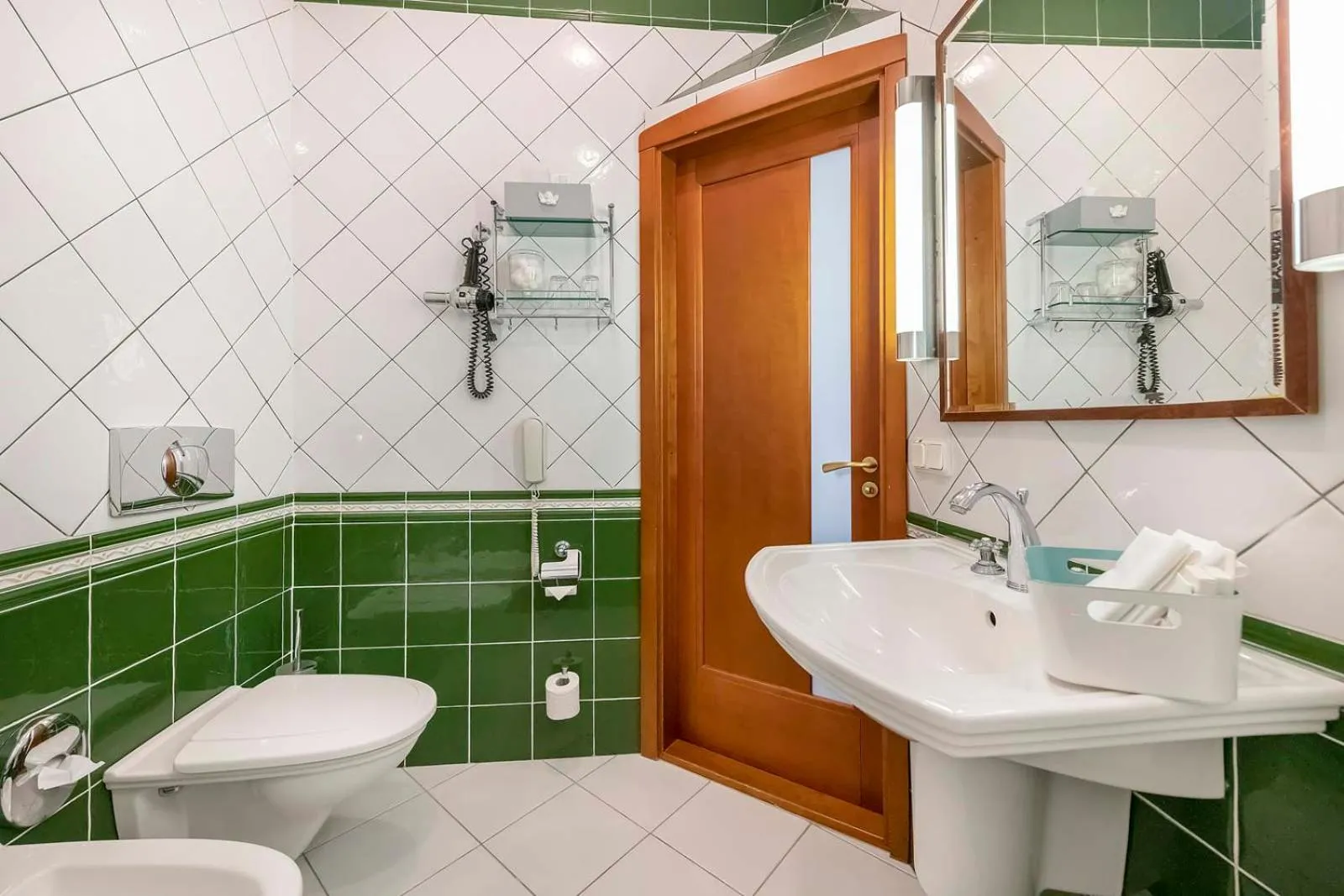 Toilet in Grotthuss Boutique Hotel Vilnius