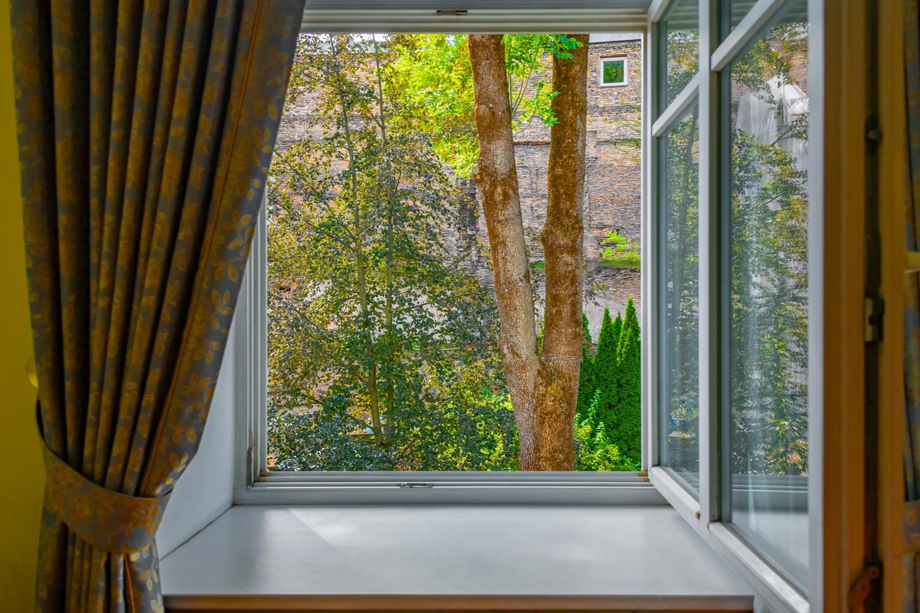 Garden in Grotthuss Boutique Hotel Vilnius