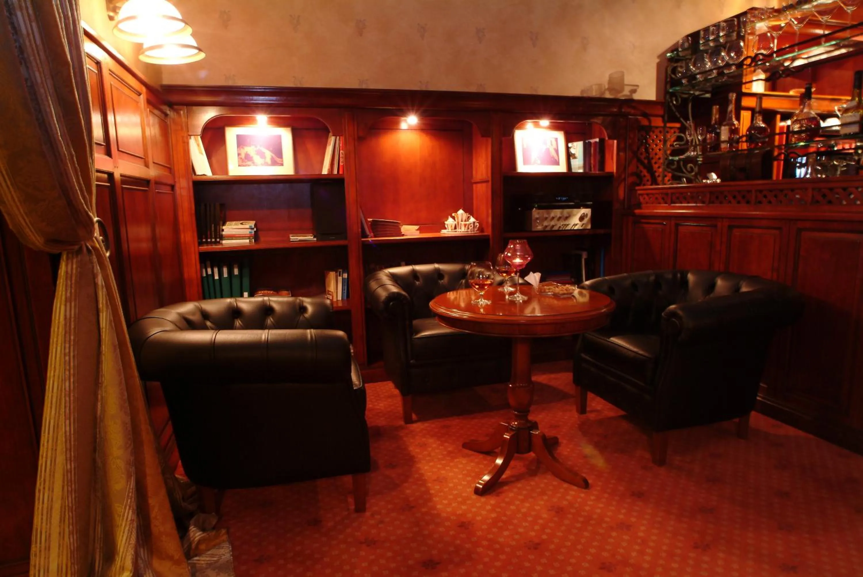 Lounge or bar in Grotthuss Boutique Hotel Vilnius