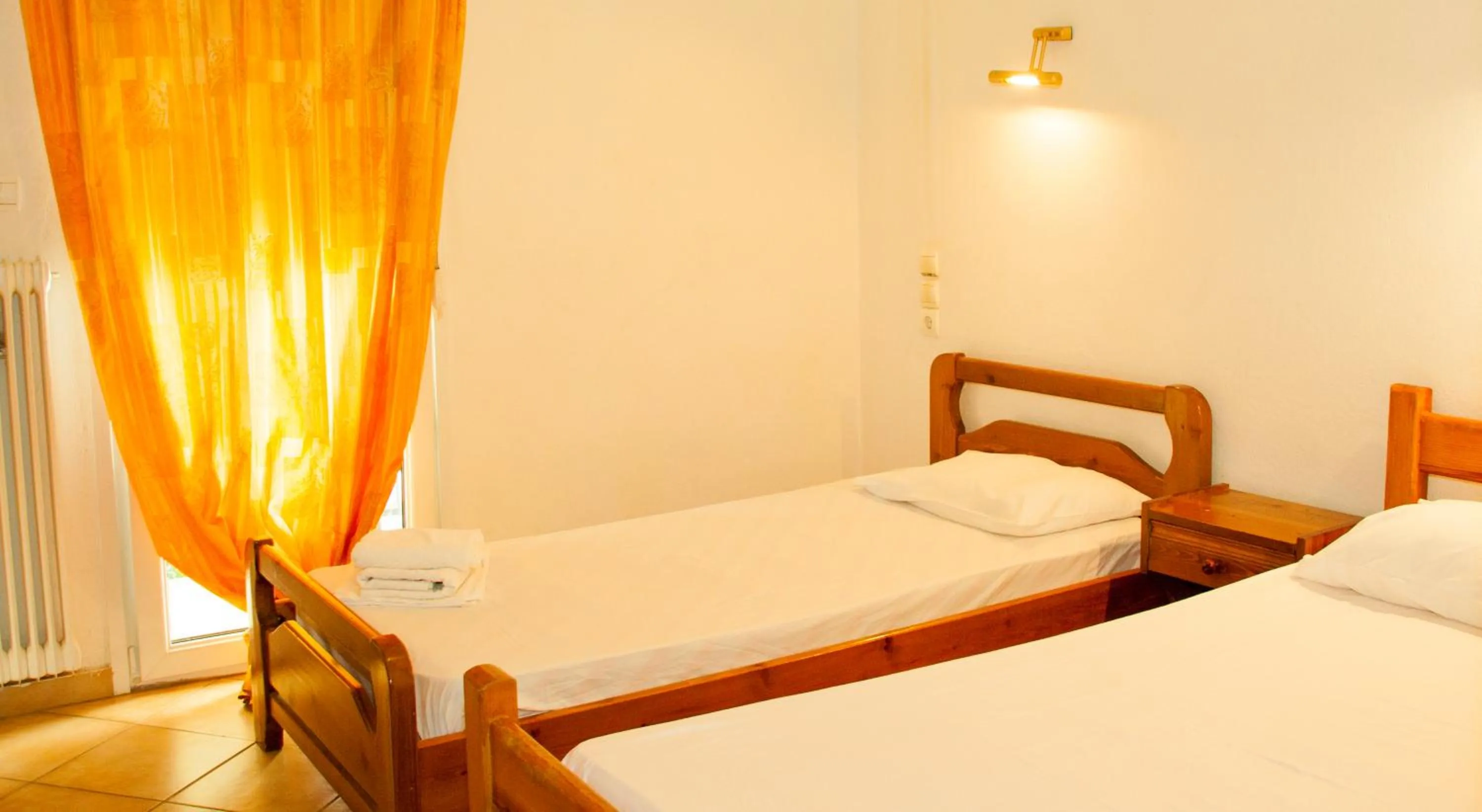 Bedroom, Bed in Stavrodromi Hotel