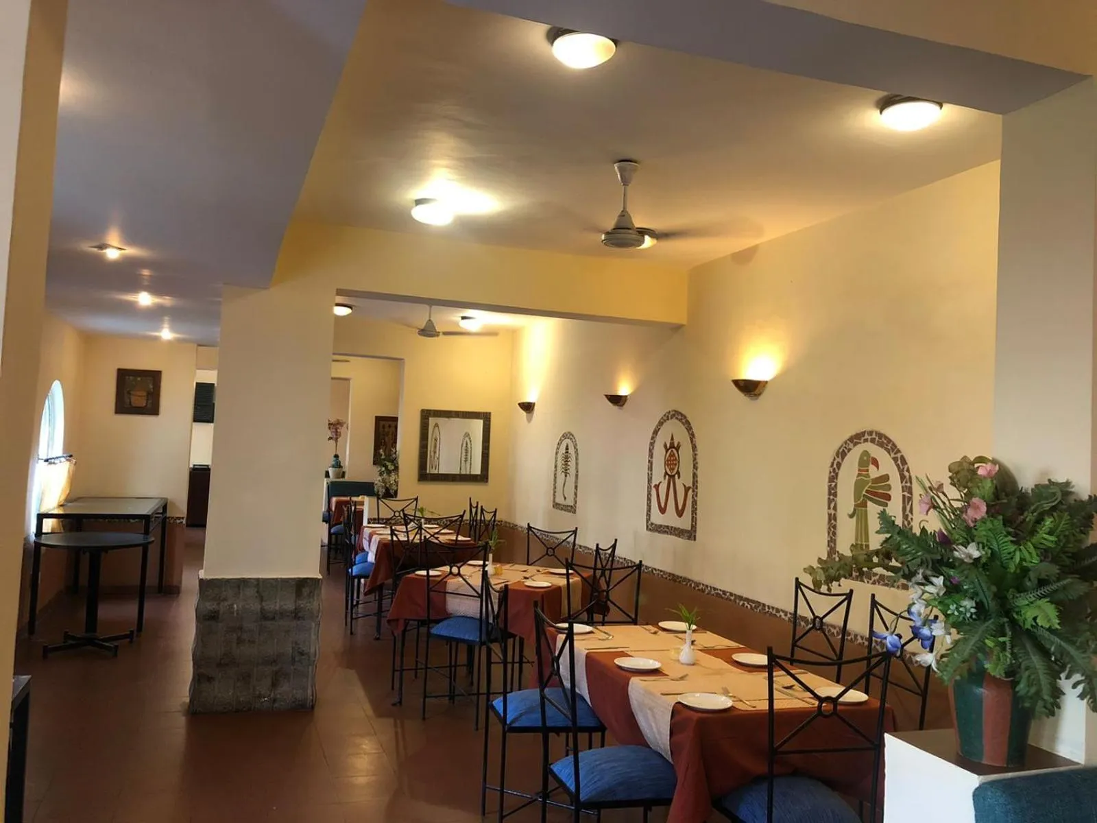 Restaurant/places to eat in Pride Sun Village Resort & Spa