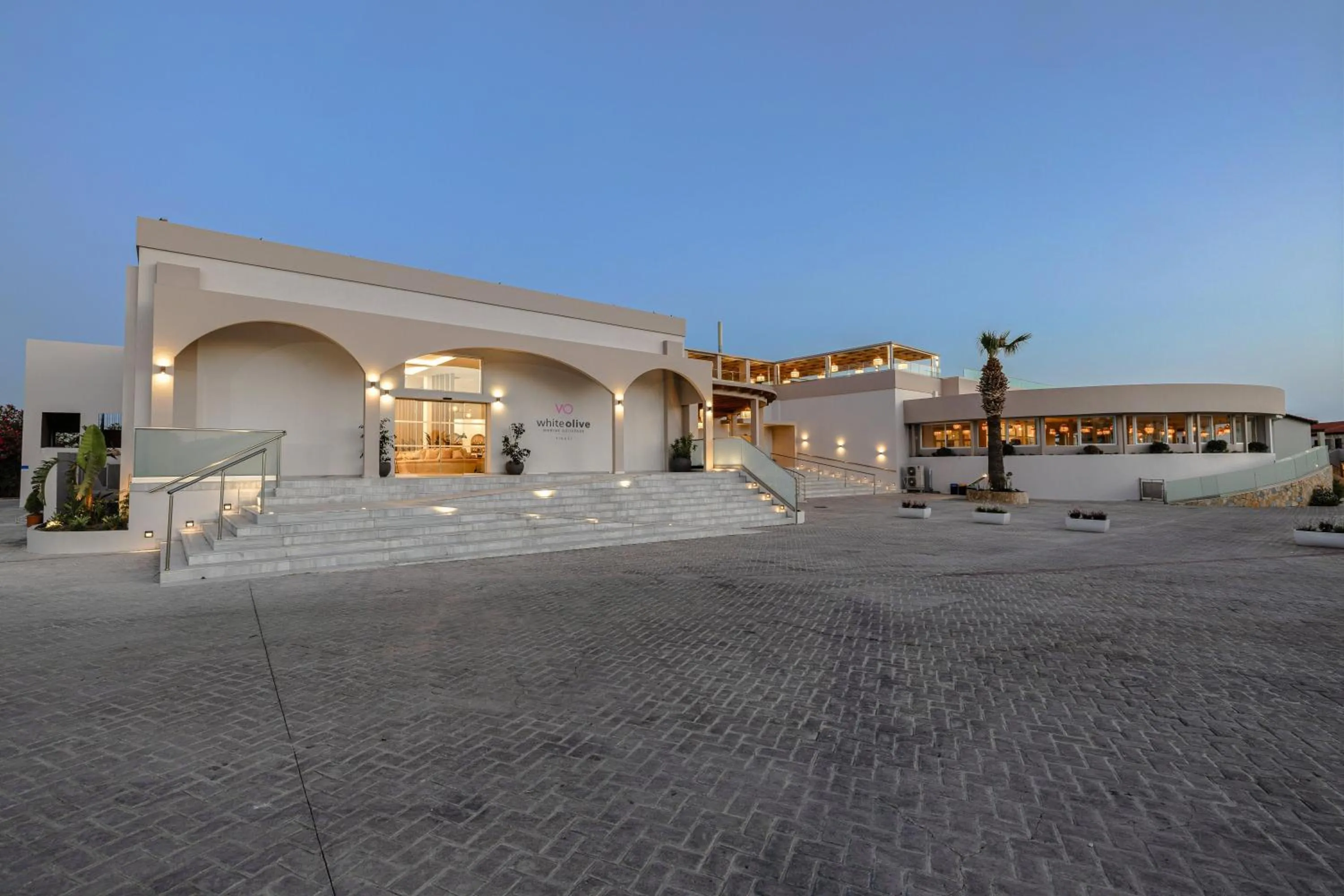 Property building in White Olive Marine Aquapark