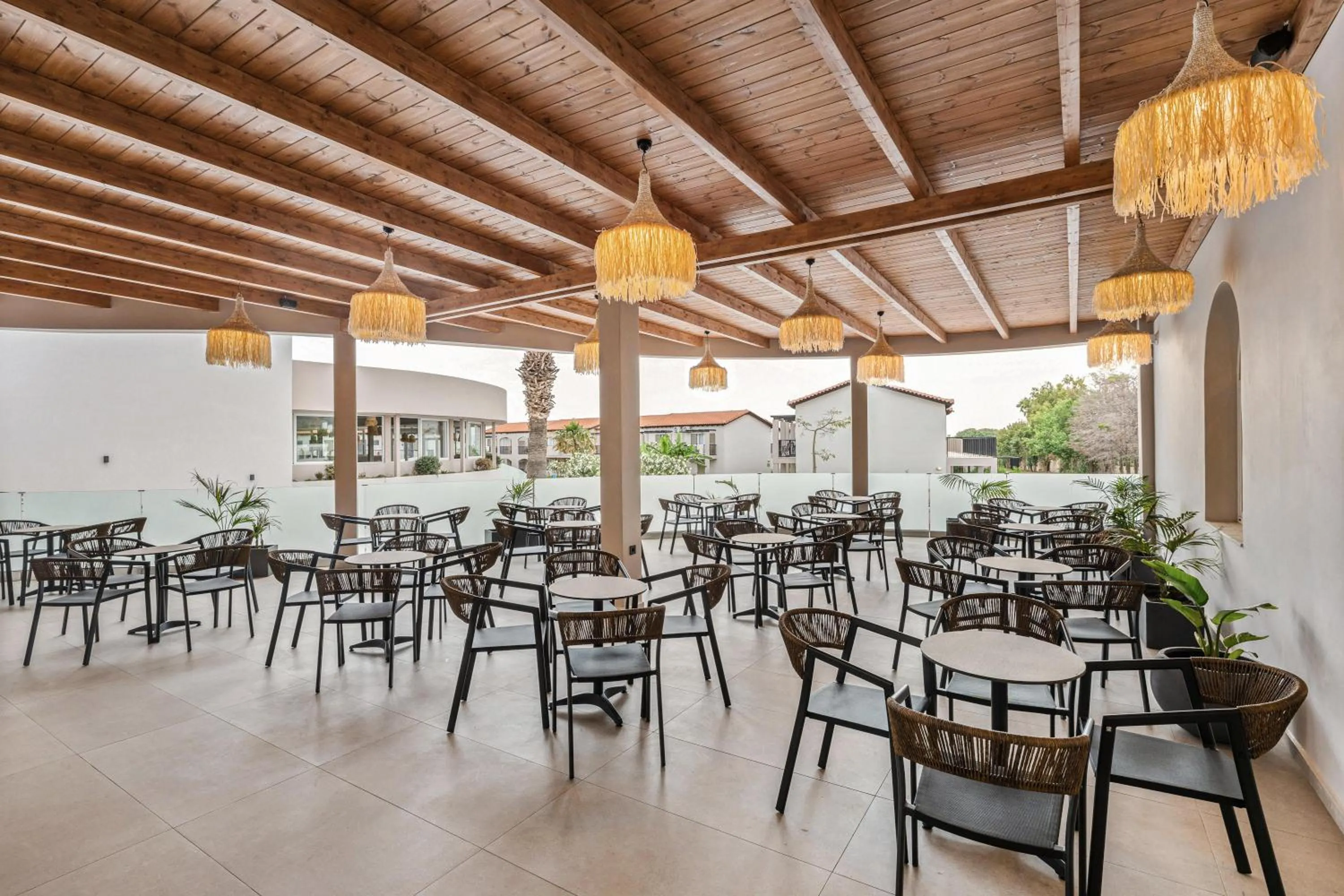 Balcony/Terrace in White Olive Marine Aquapark