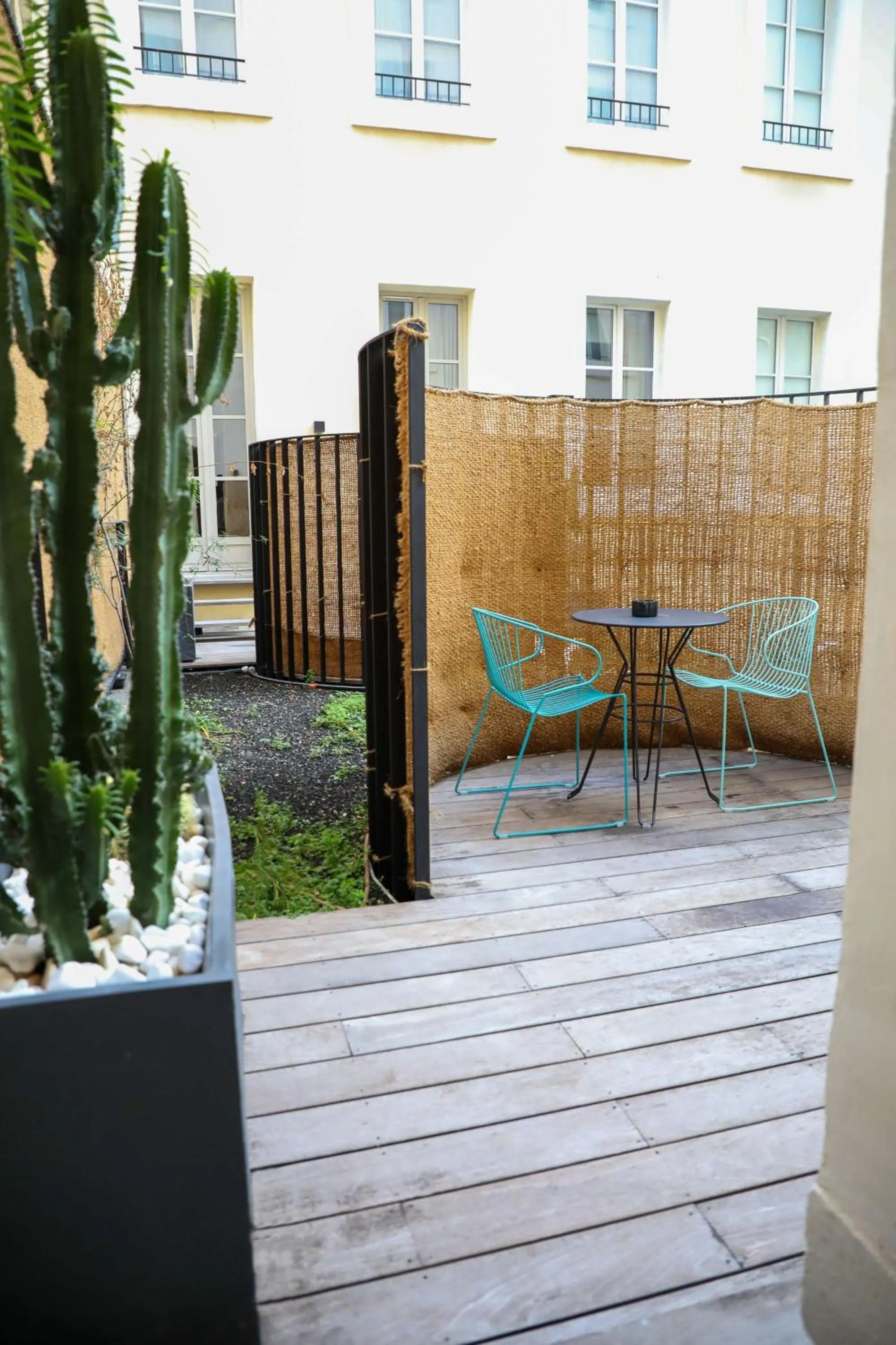 Bedroom in Best Western Plus Hôtel La Joliette
