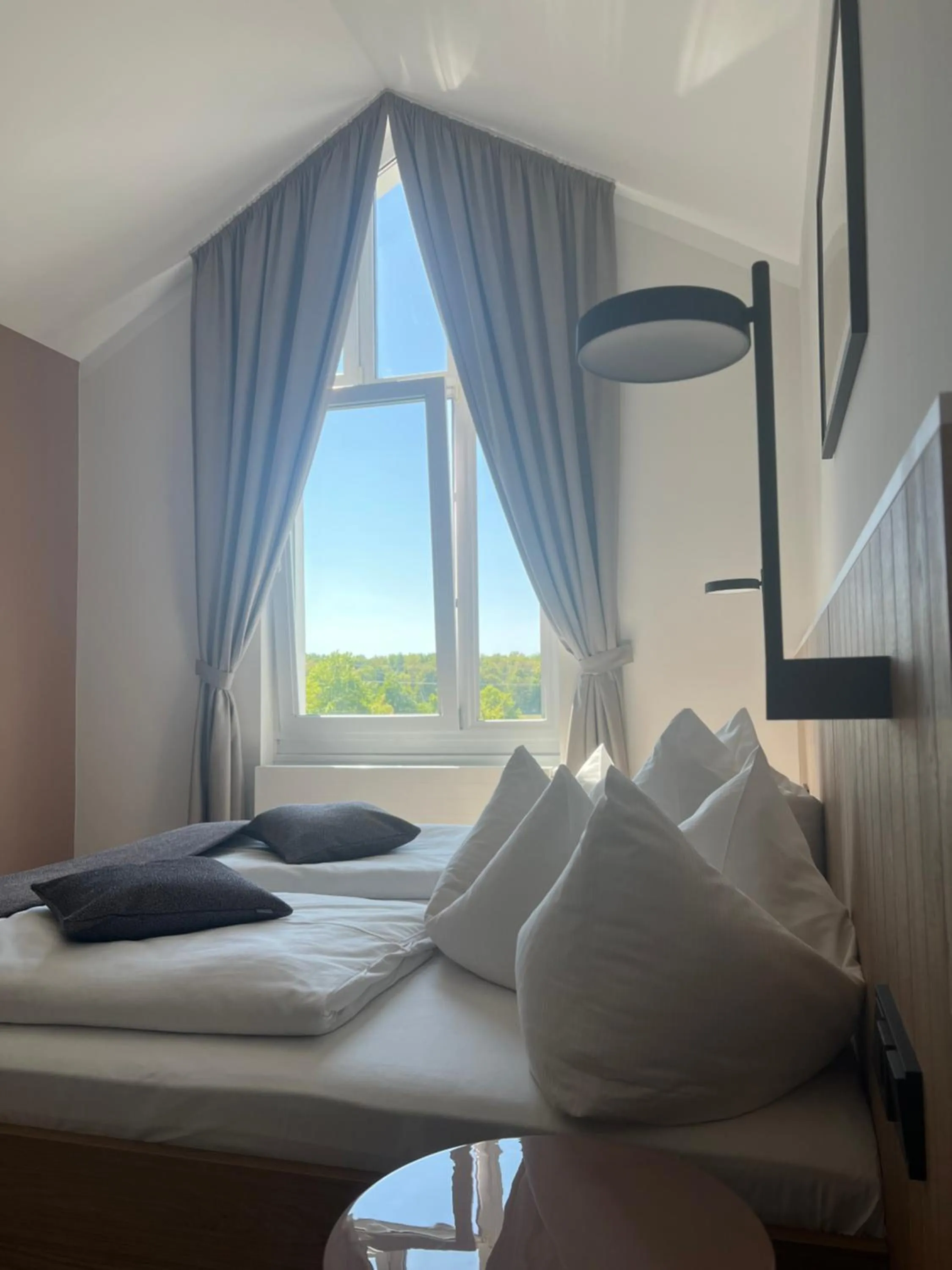 Bedroom, Bed in Atrium Hotel Krüger