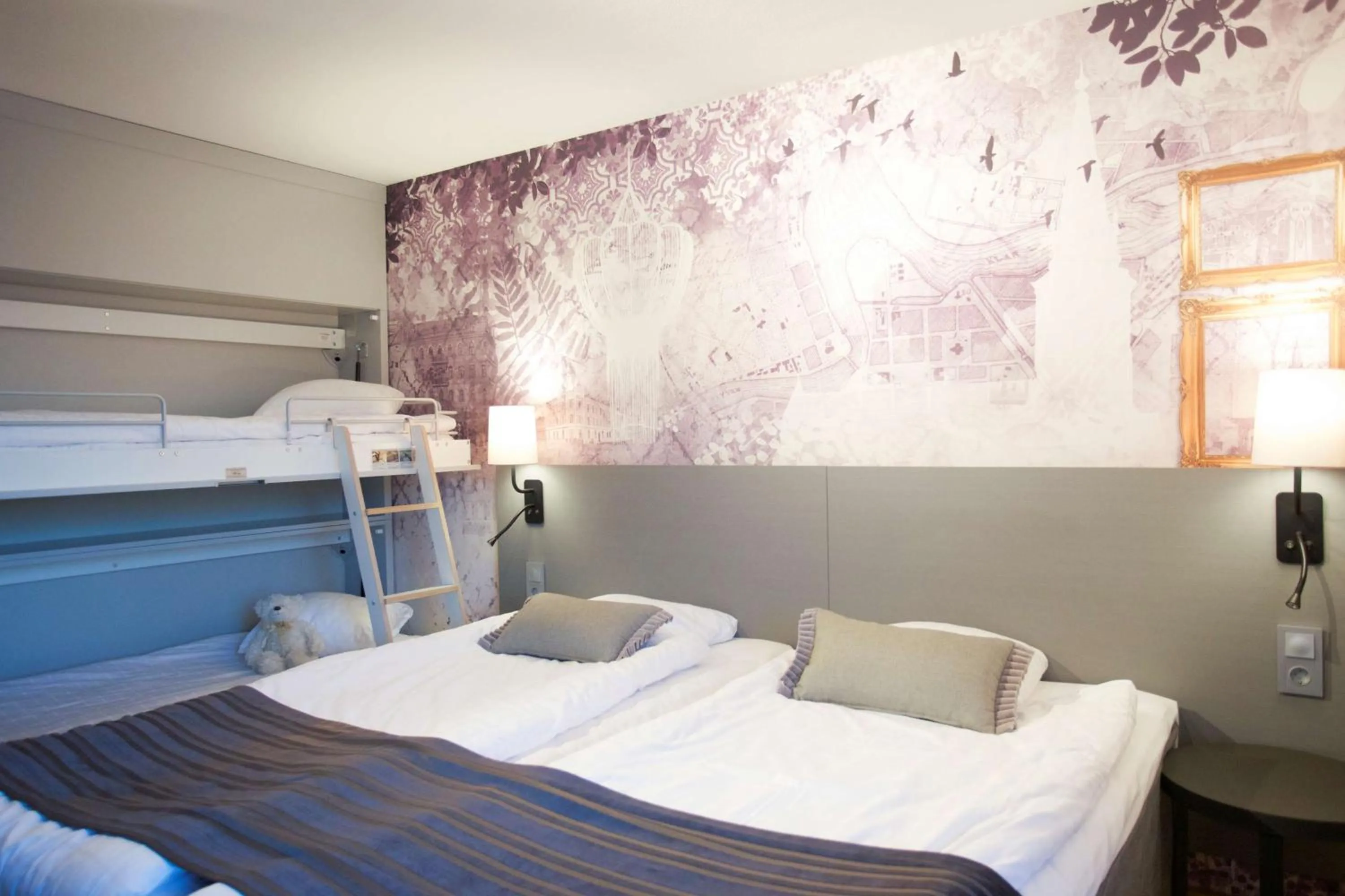 Bedroom, Bed in Scandic Winn