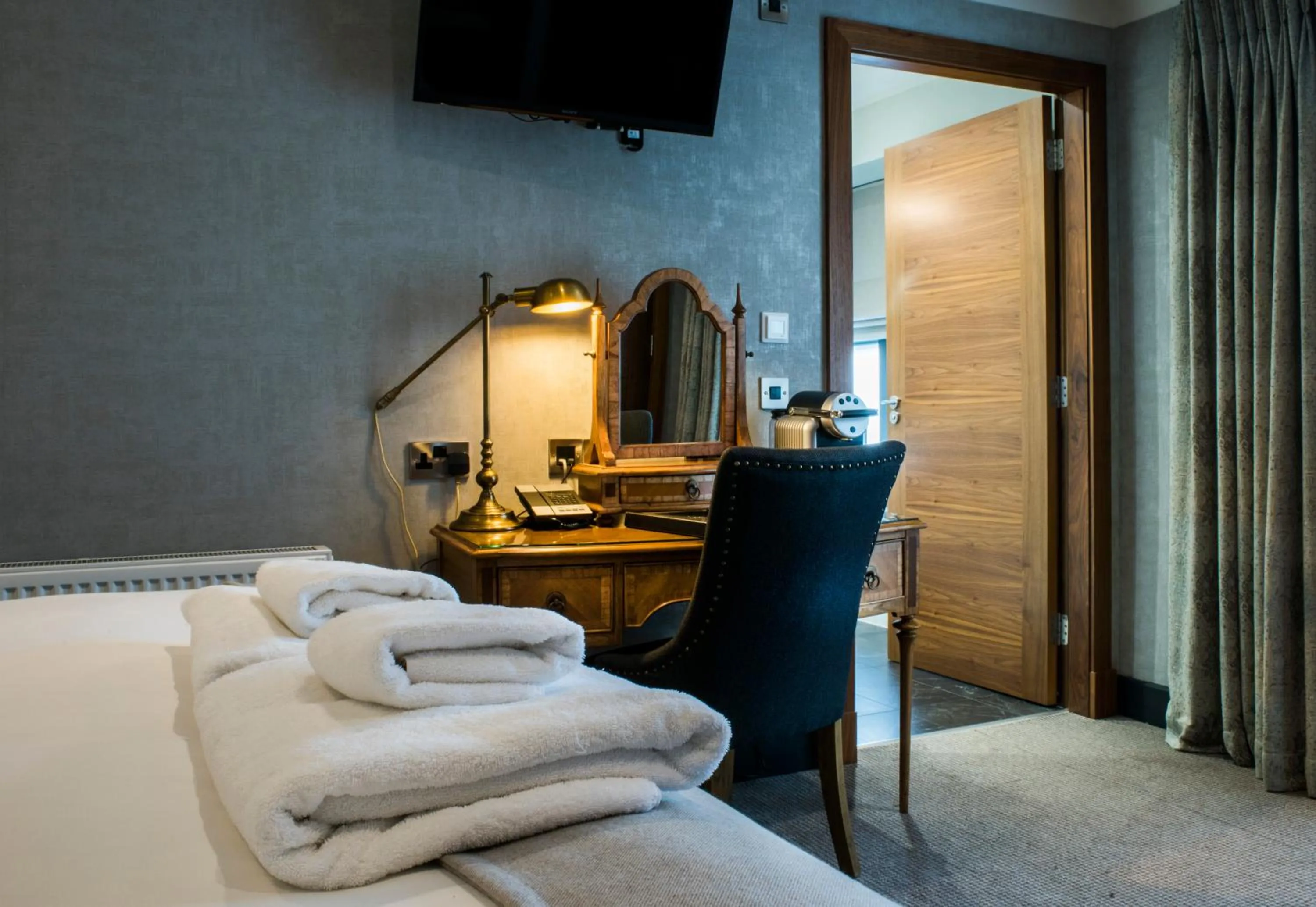 TV and multimedia, Bed in Kinnettles Hotel & Spa