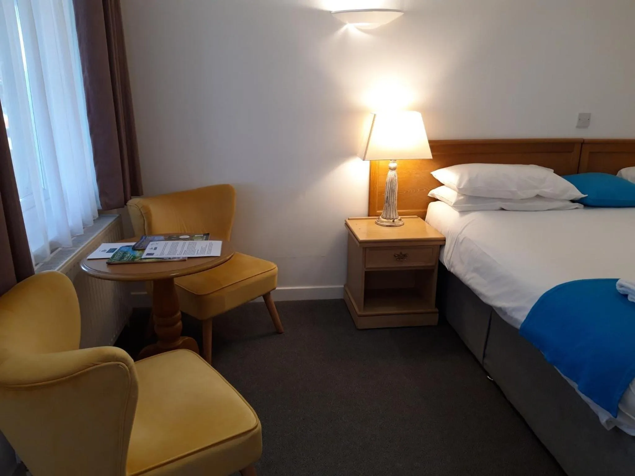 Bedroom, Bed in The Flying Fish Stables